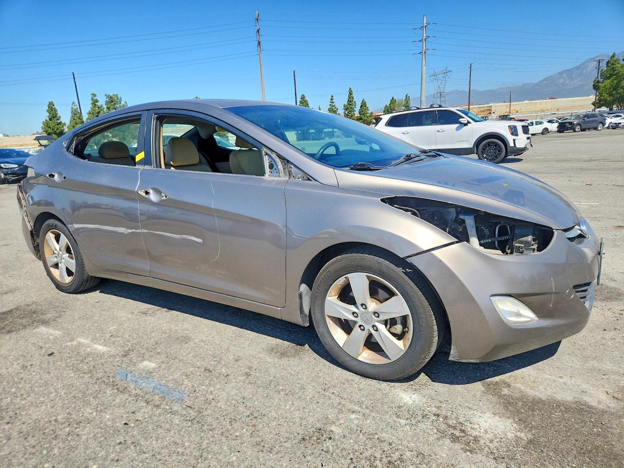2013 Hyundai Elantra Gls Желто-коричневый vin: 5NPDH4AE1DH254238