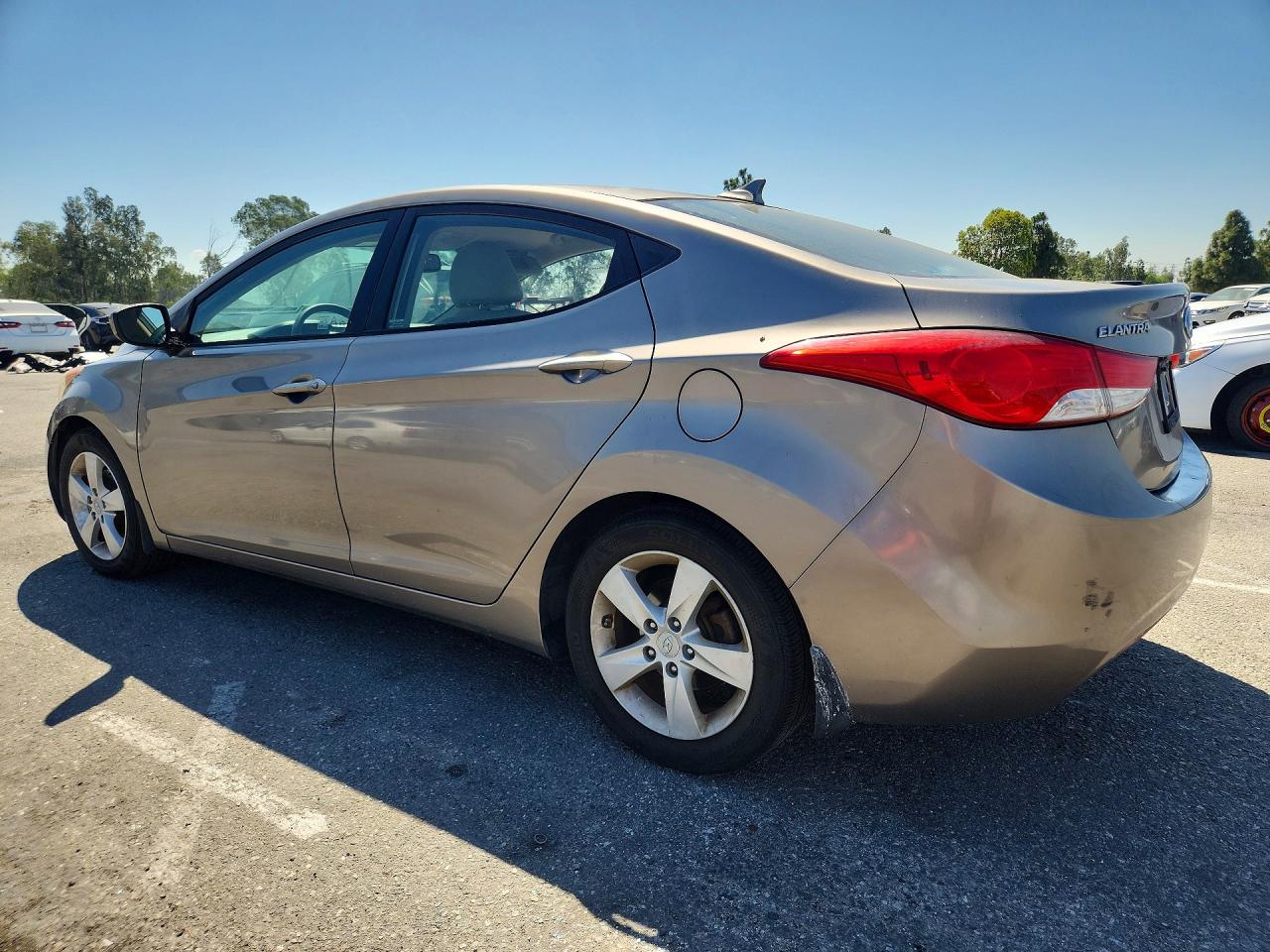 2013 Hyundai Elantra Gls Желто-коричневый vin: 5NPDH4AE1DH254238