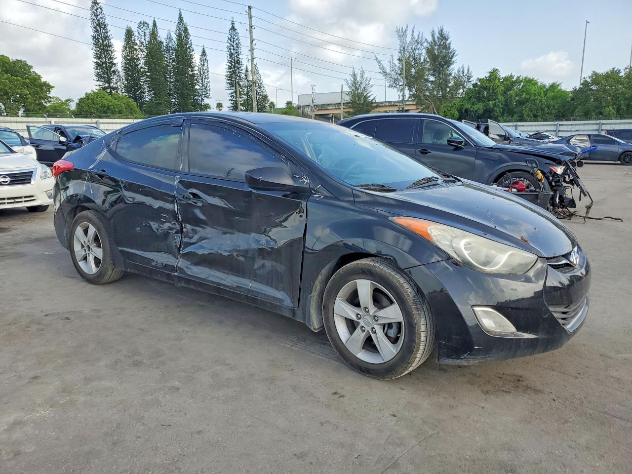 2013 Hyundai Elantra Gls Black vin: 5NPDH4AE1DH254563