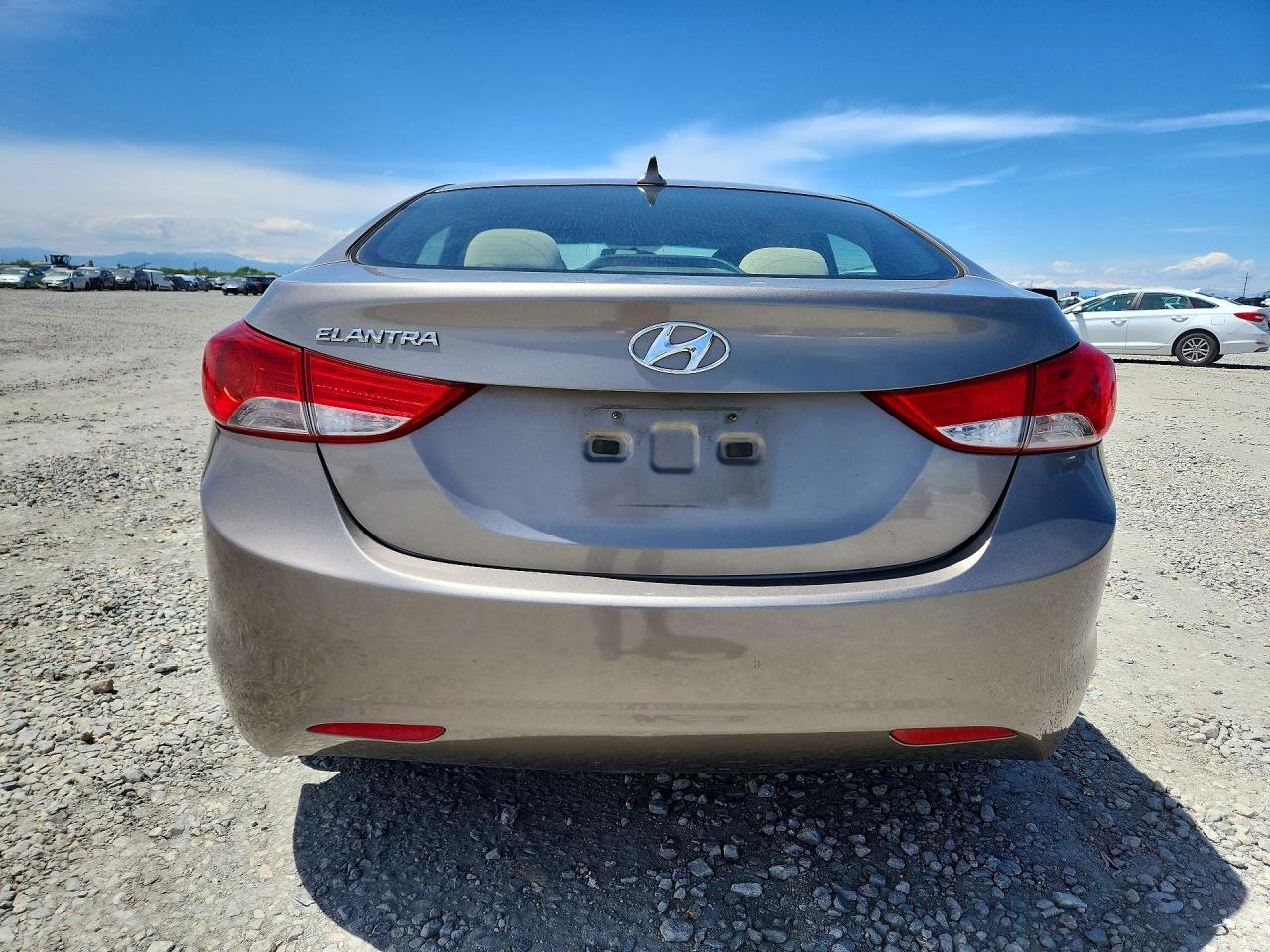 2013 Hyundai Elantra Gls Brown vin: 5NPDH4AE1DH270228
