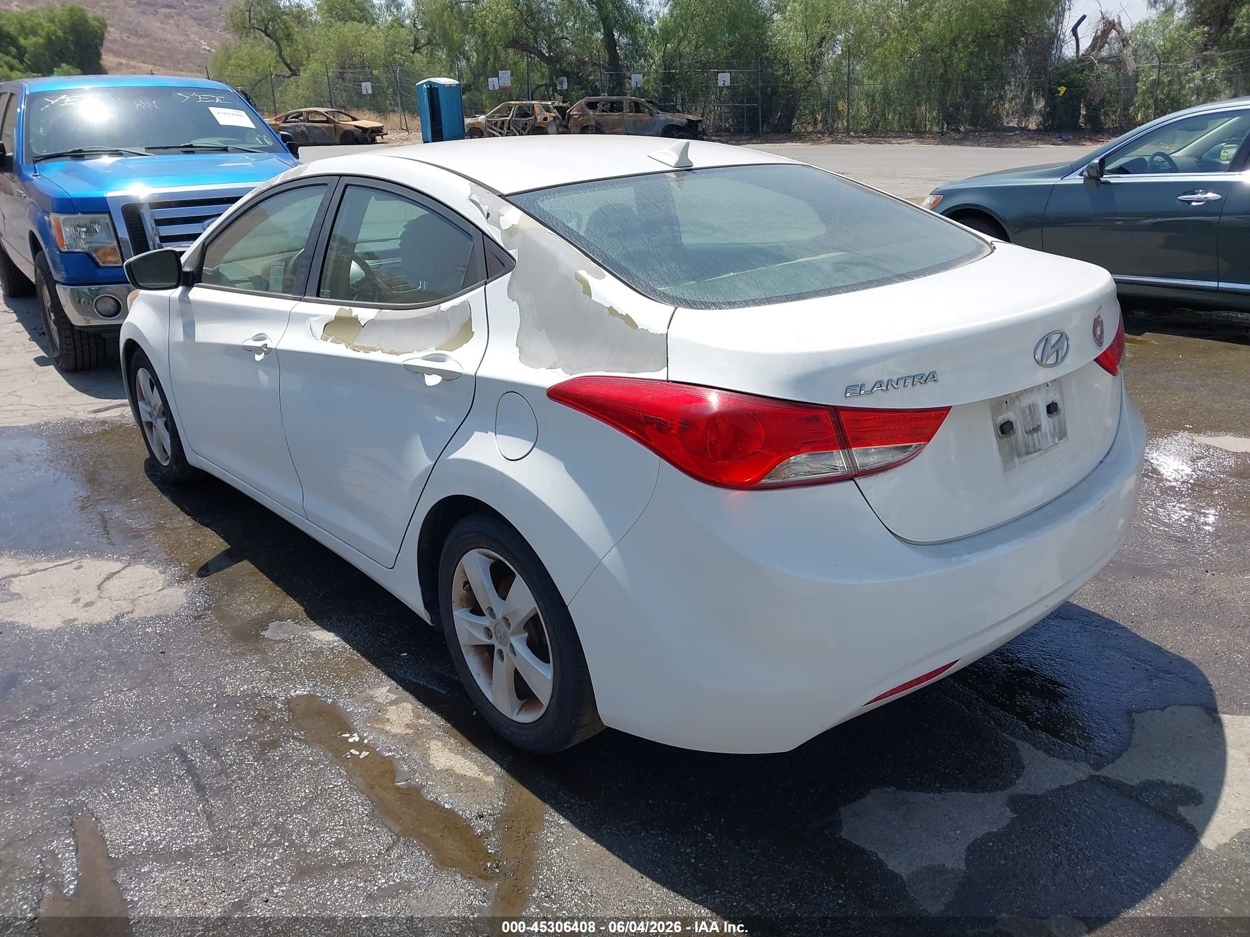 2013 Hyundai Elantra Gls White vin: 5NPDH4AE1DH301333