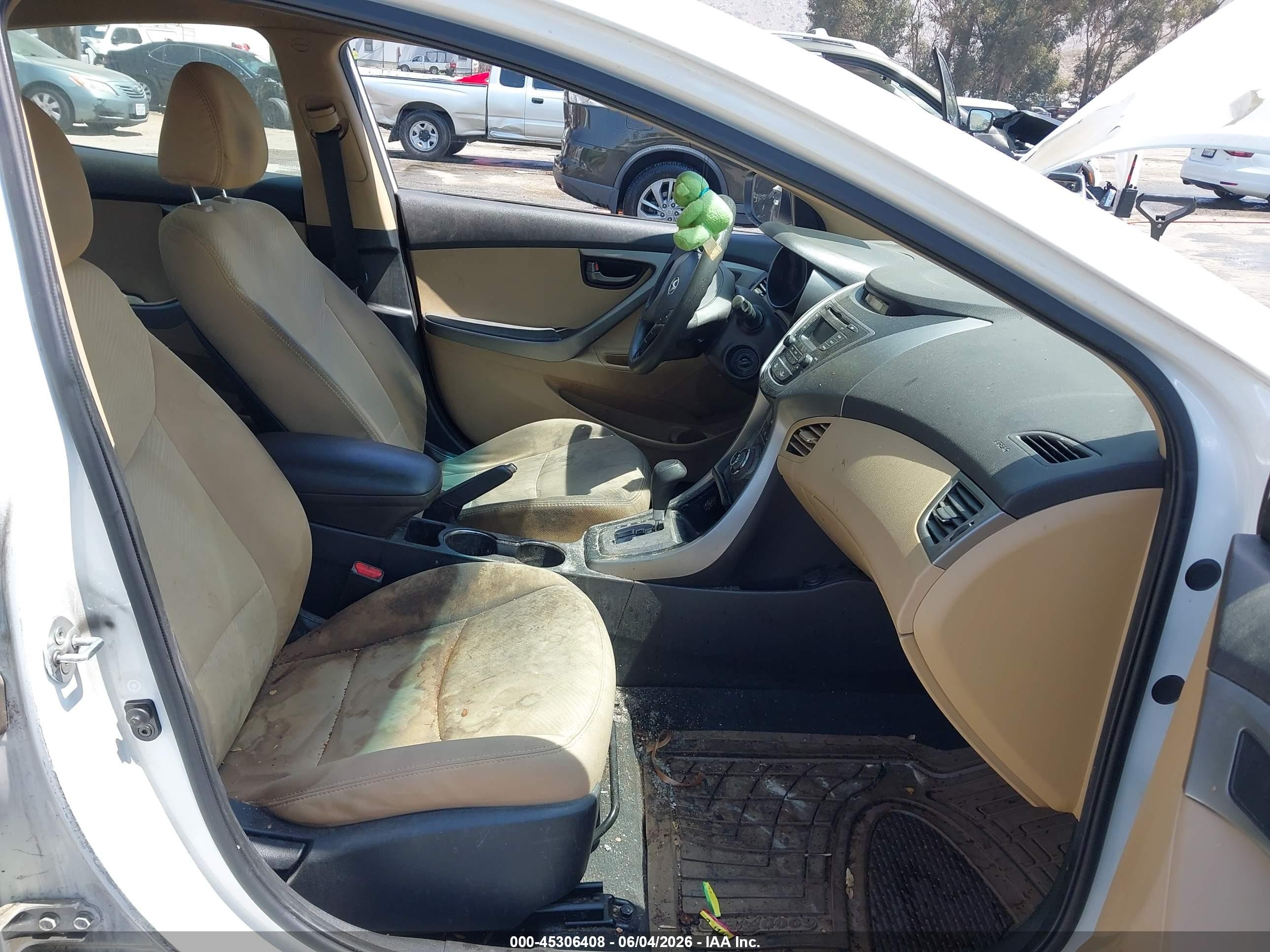 2013 Hyundai Elantra Gls White vin: 5NPDH4AE1DH301333