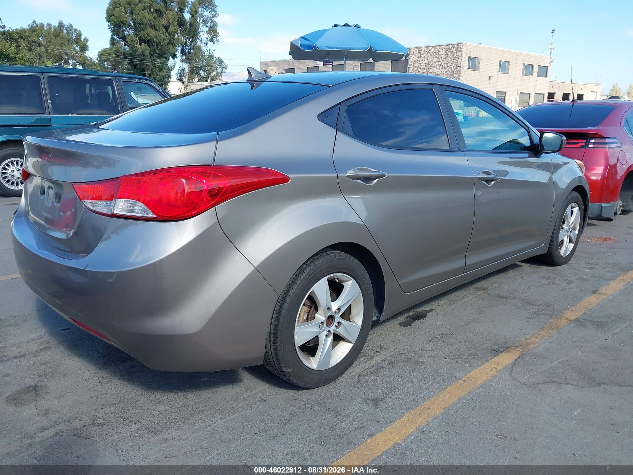 2013 Hyundai Elantra Gls Gold vin: 5NPDH4AE1DH309061
