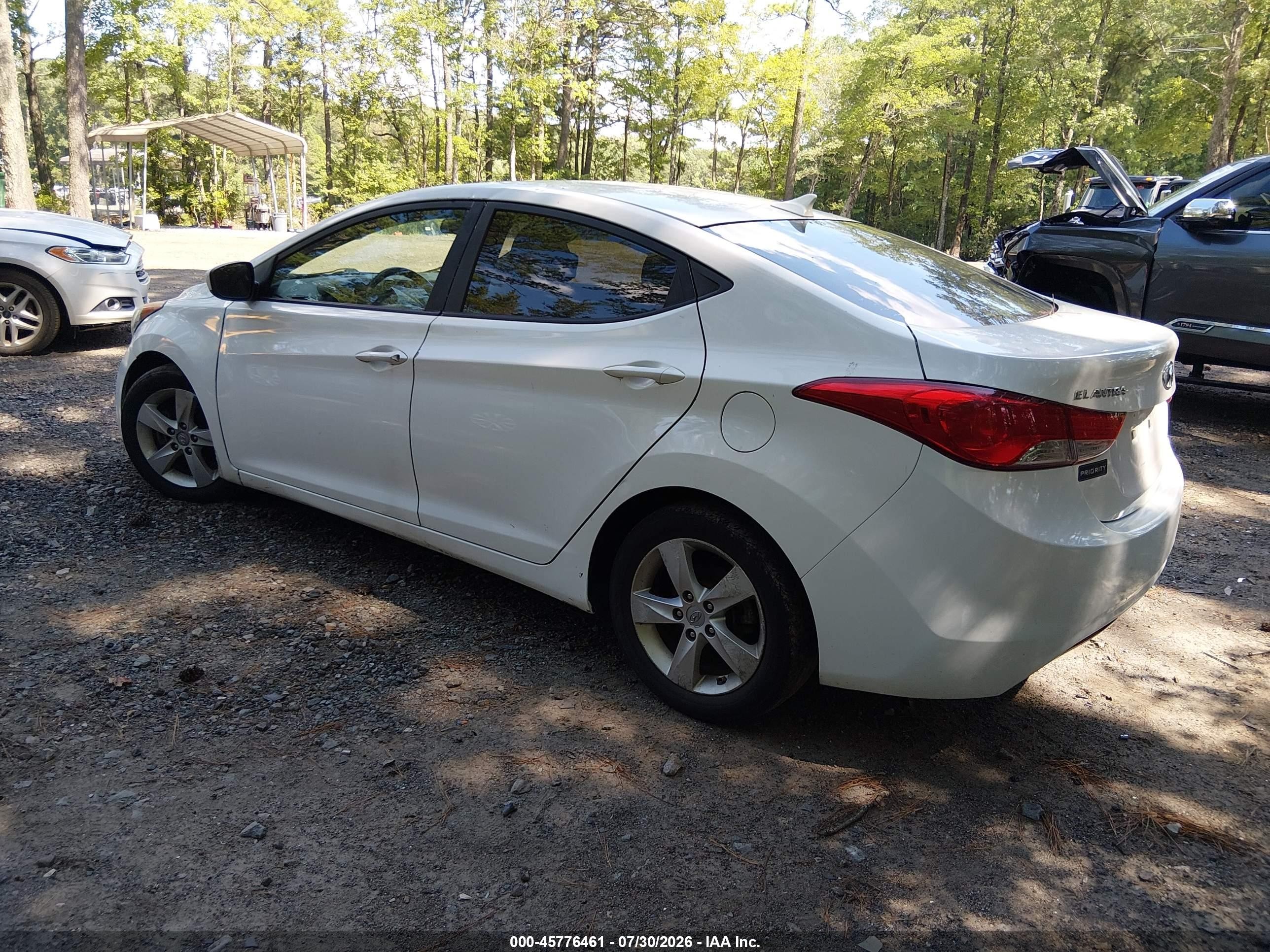 2013 Hyundai Elantra Gls White vin: 5NPDH4AE1DH352007