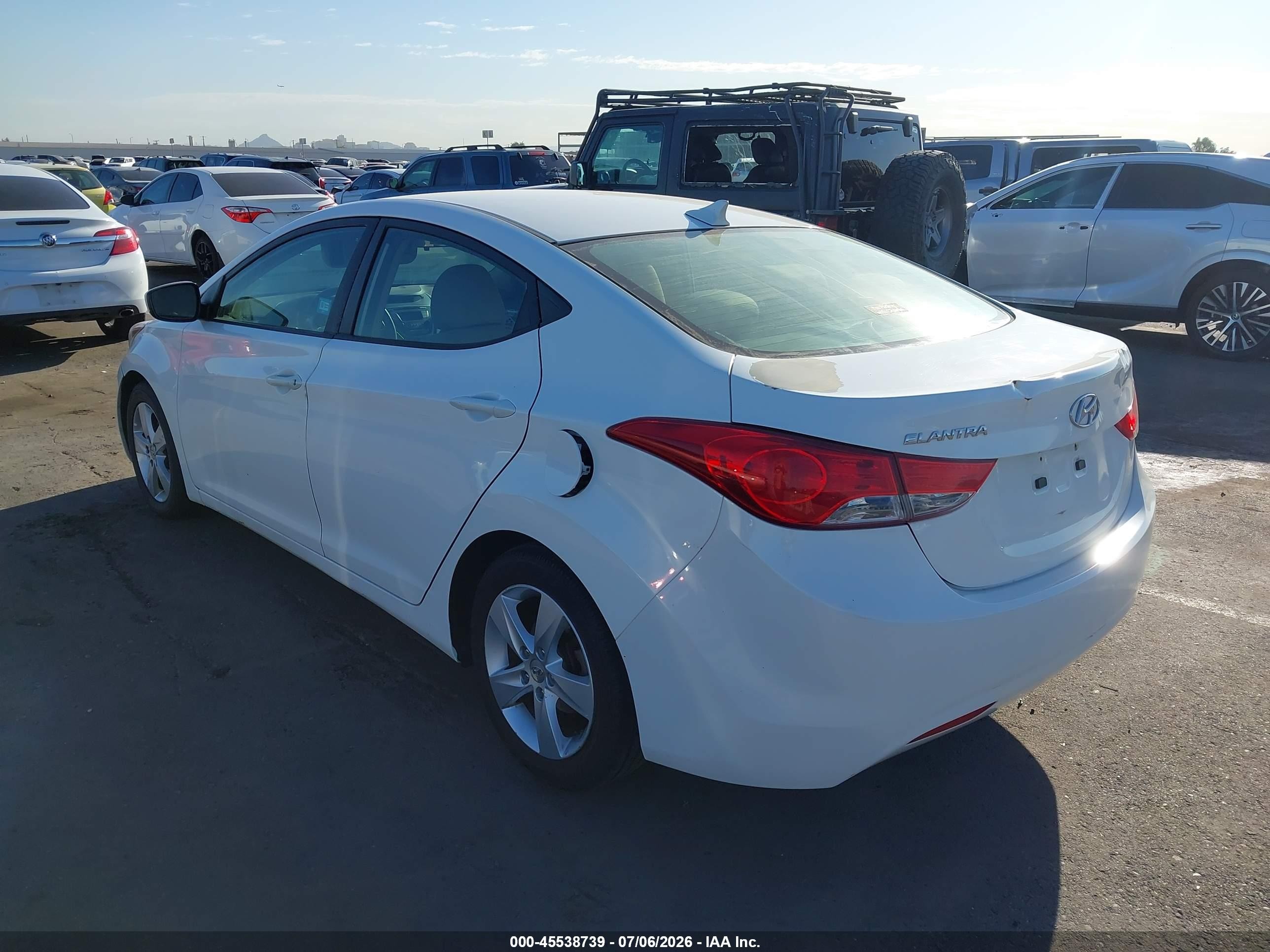 2013 Hyundai Elantra Gls White vin: 5NPDH4AE1DH357045