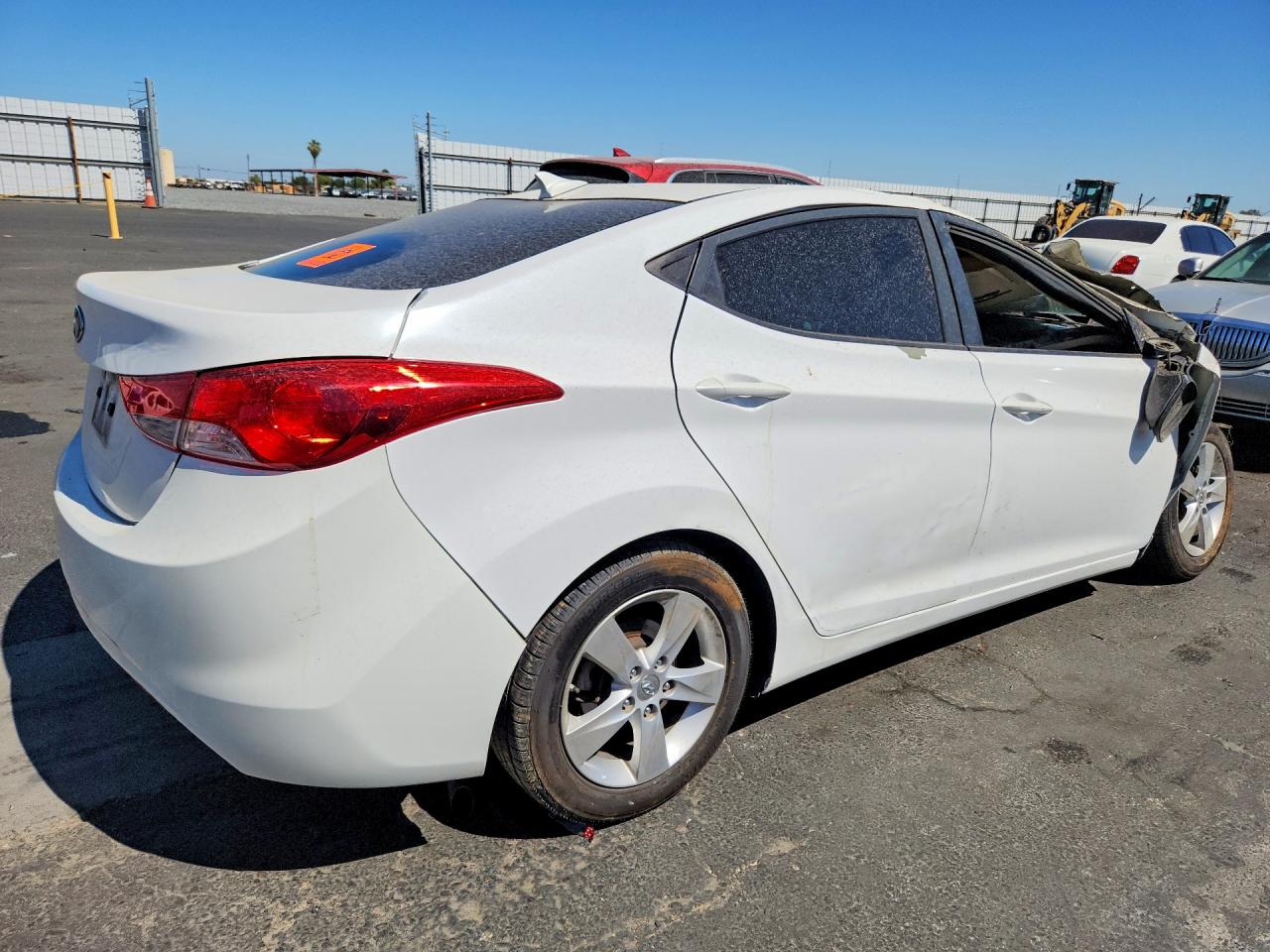 2013 Hyundai Elantra Gls White vin: 5NPDH4AE1DH378610