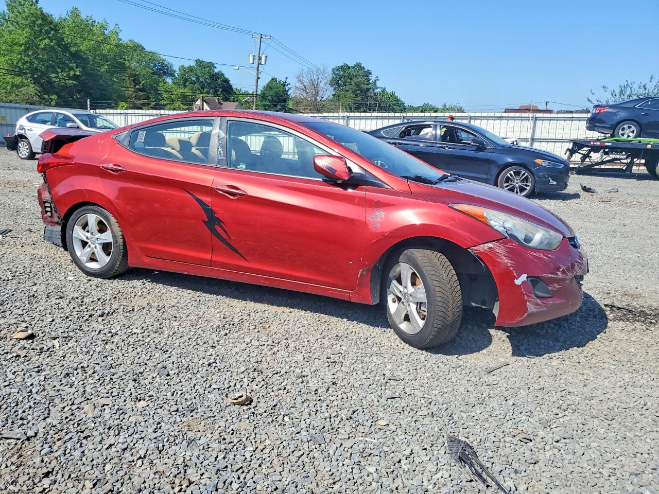 2013 Hyundai Elantra Maroon vin: 5NPDH4AE1DH392457
