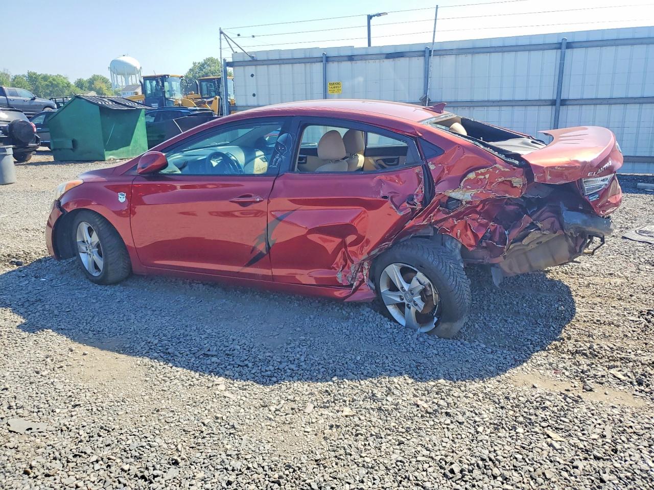 2013 Hyundai Elantra Maroon vin: 5NPDH4AE1DH392457