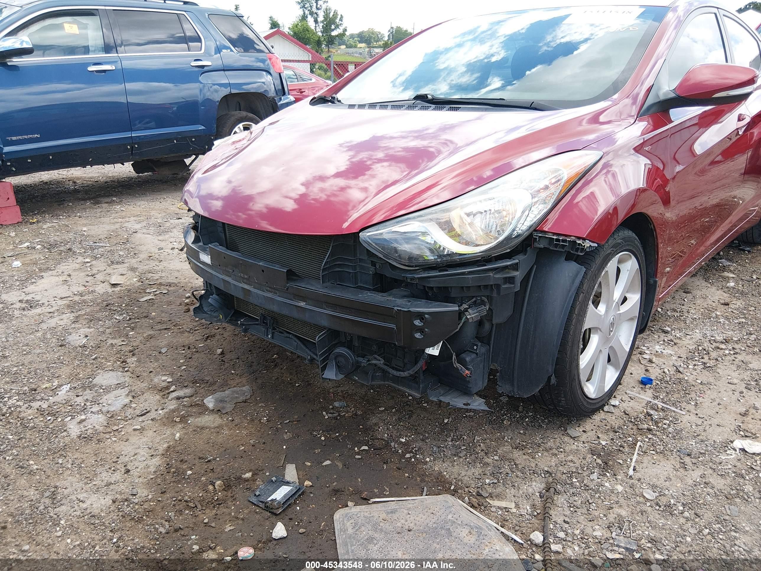 2013 Hyundai Elantra Limited Red vin: 5NPDH4AE1DH419172