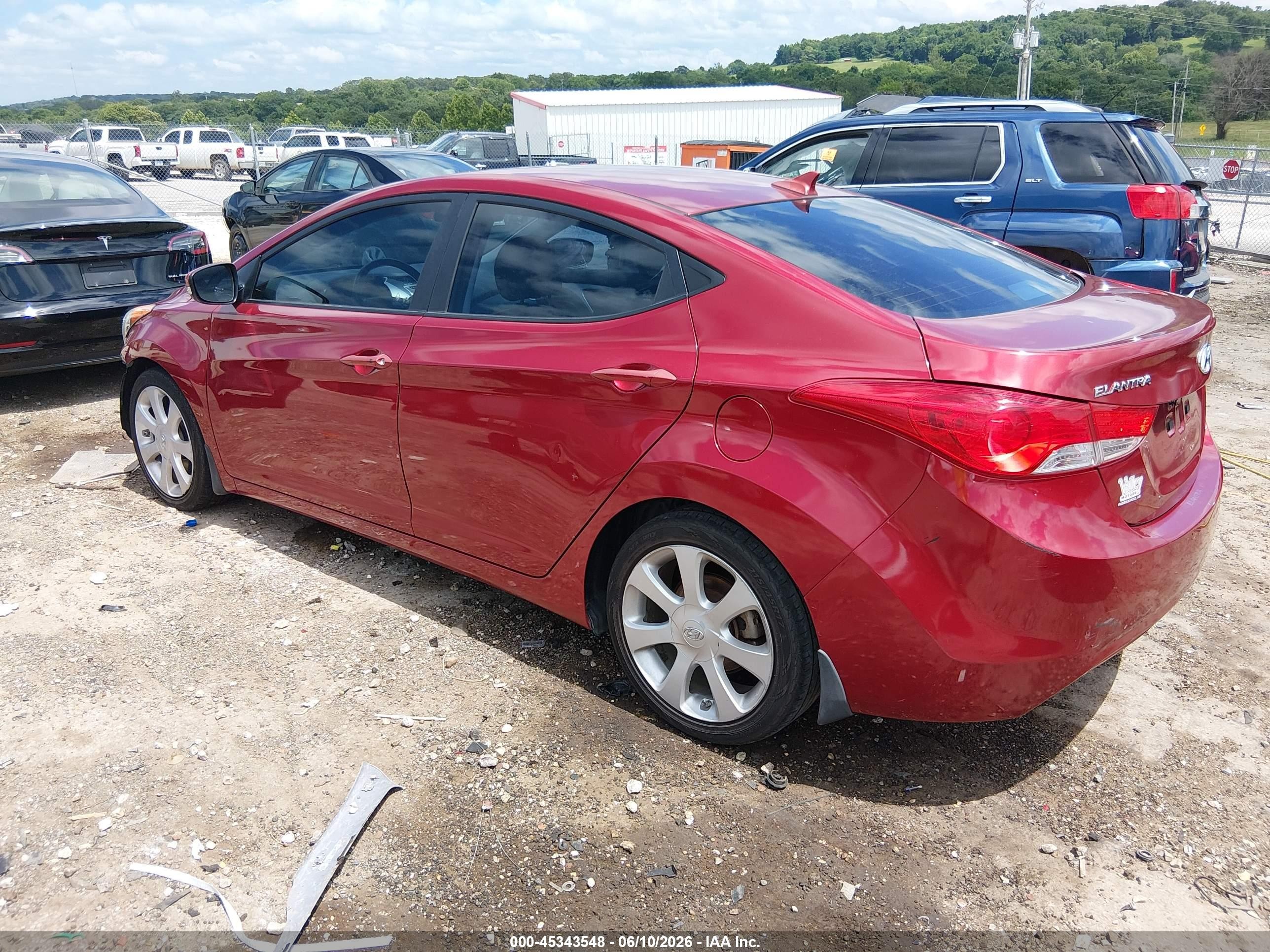 2013 Hyundai Elantra Limited Red vin: 5NPDH4AE1DH419172