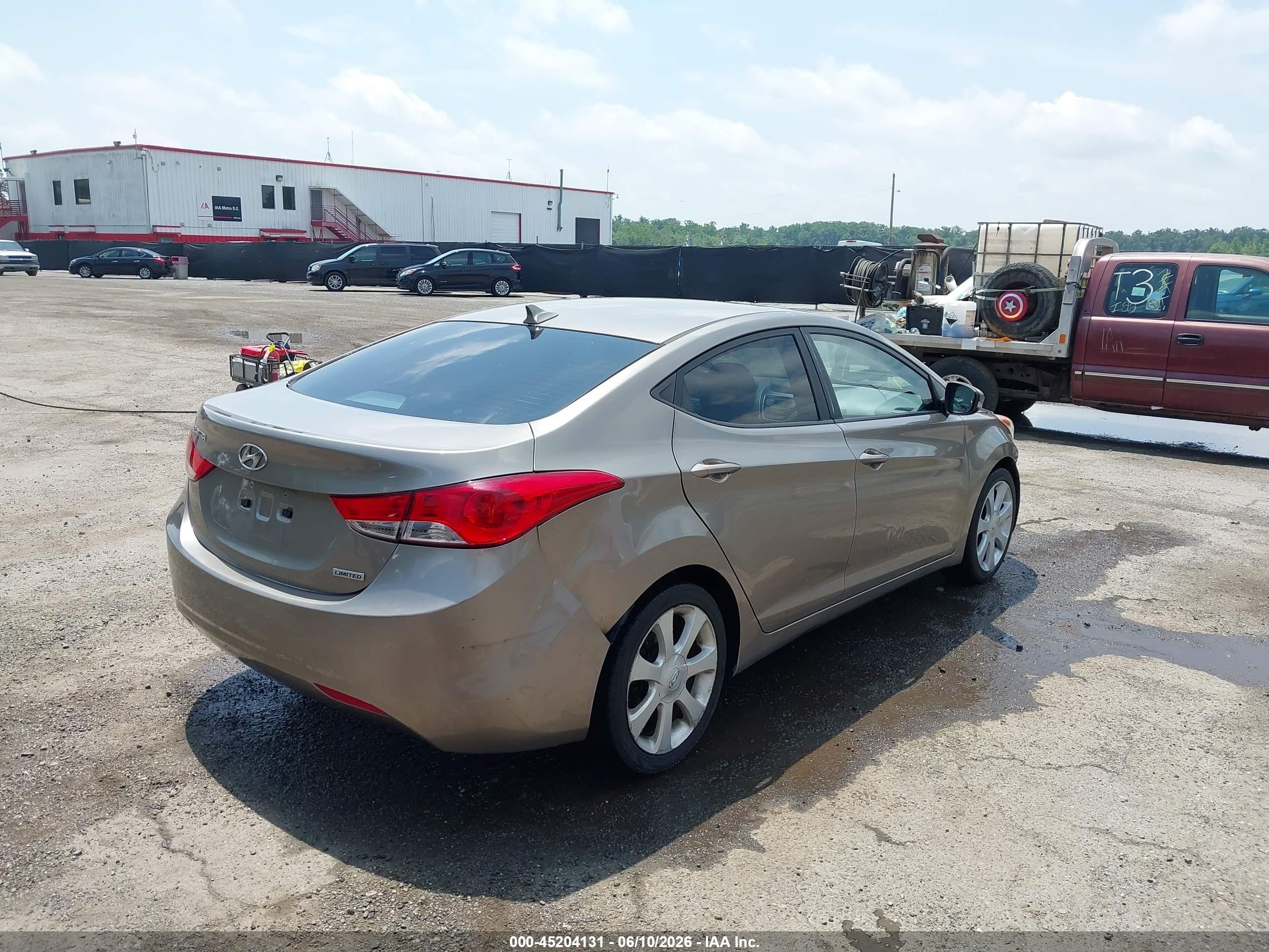 2013 Hyundai Elantra Limited Gold vin: 5NPDH4AE1DH443312