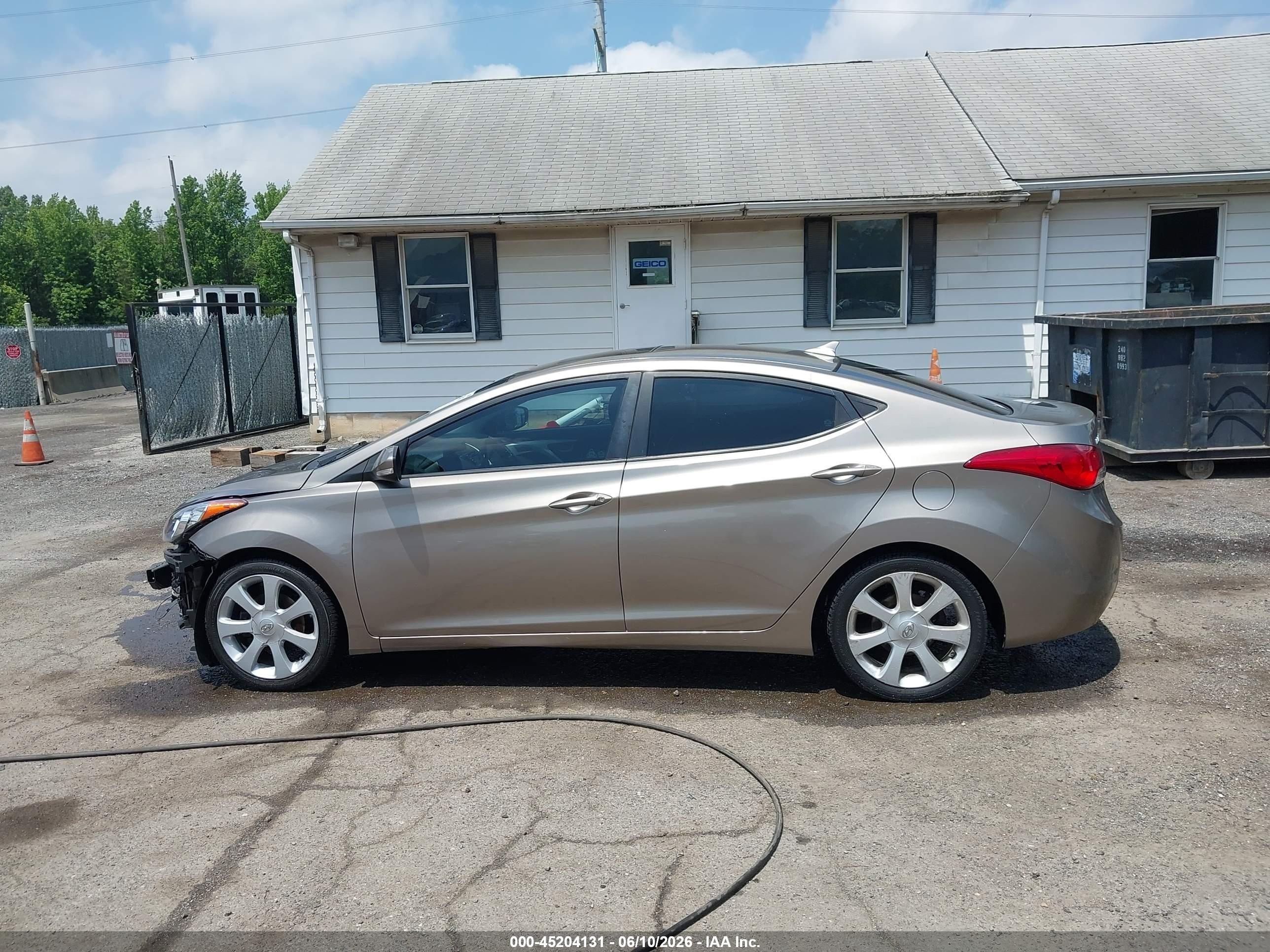 2013 Hyundai Elantra Limited Gold vin: 5NPDH4AE1DH443312