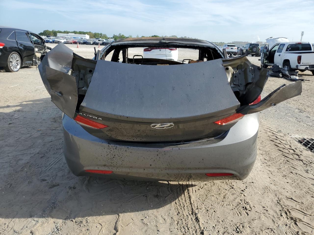 2013 Hyundai Elantra Gls Gray vin: 5NPDH4AE1DH444153