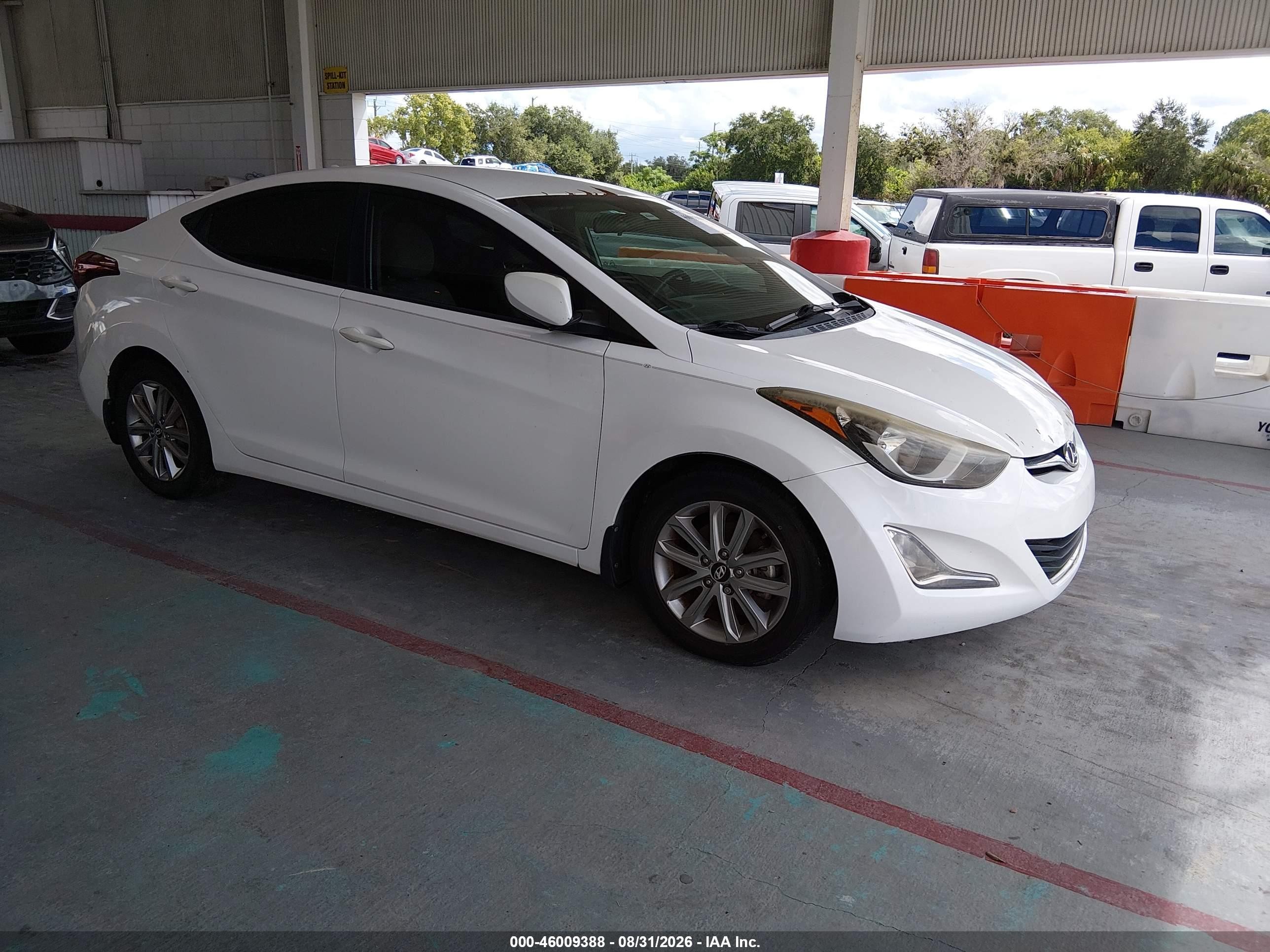 2014 Hyundai Elantra Se Белый vin: 5NPDH4AE1EH461312