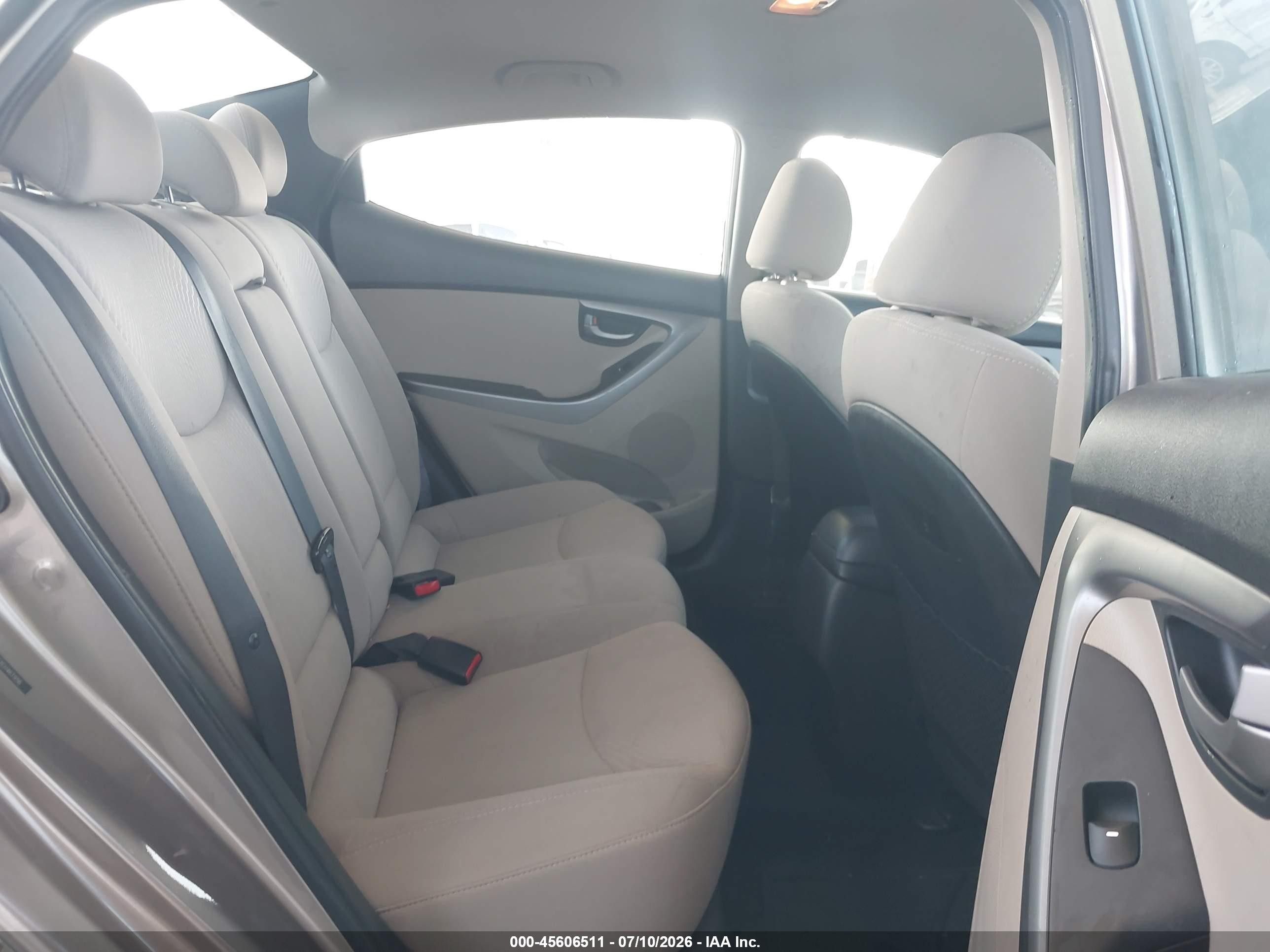 2014 Hyundai Elantra Se Gold vin: 5NPDH4AE1EH461956