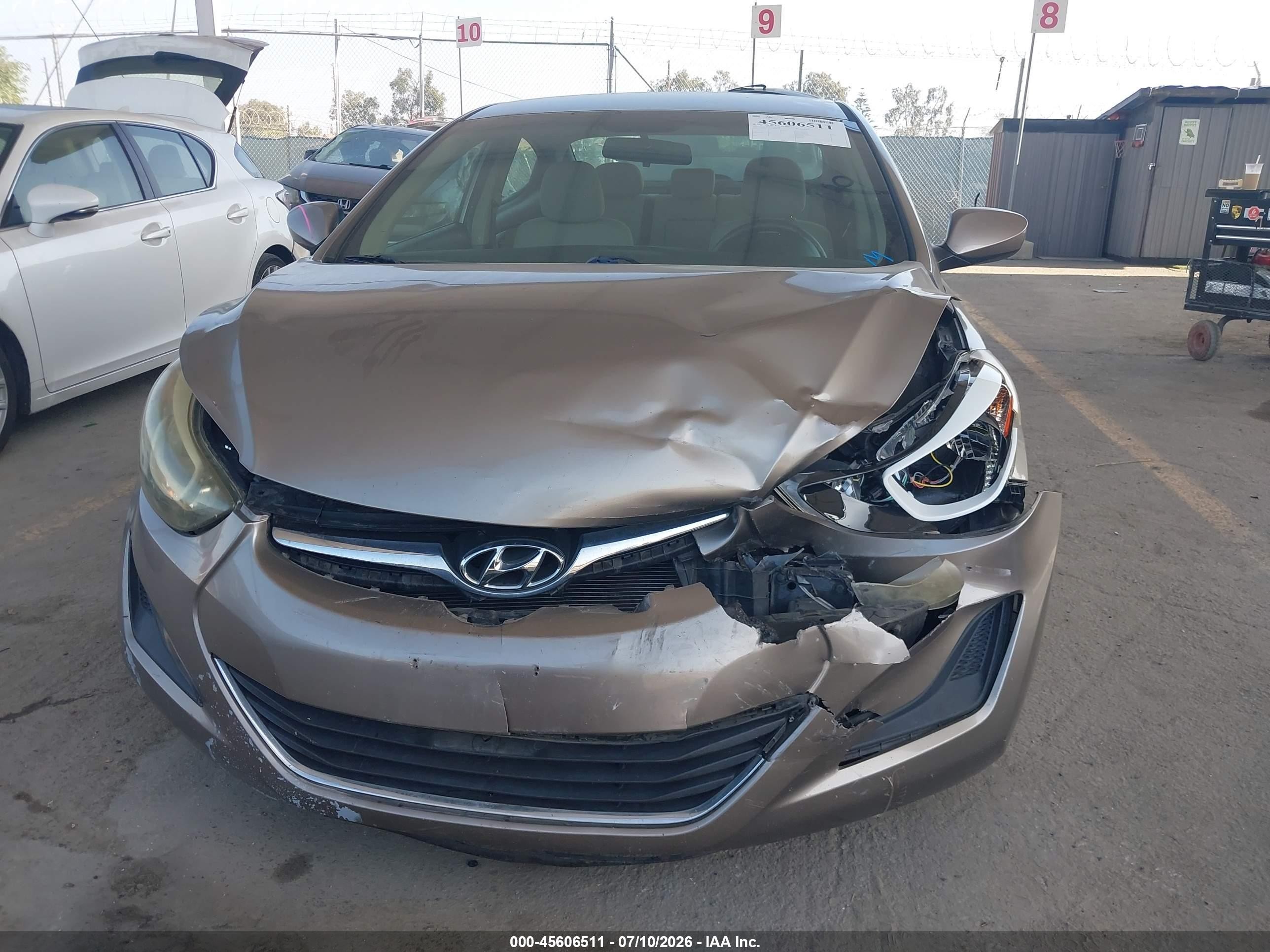 2014 Hyundai Elantra Se Gold vin: 5NPDH4AE1EH461956