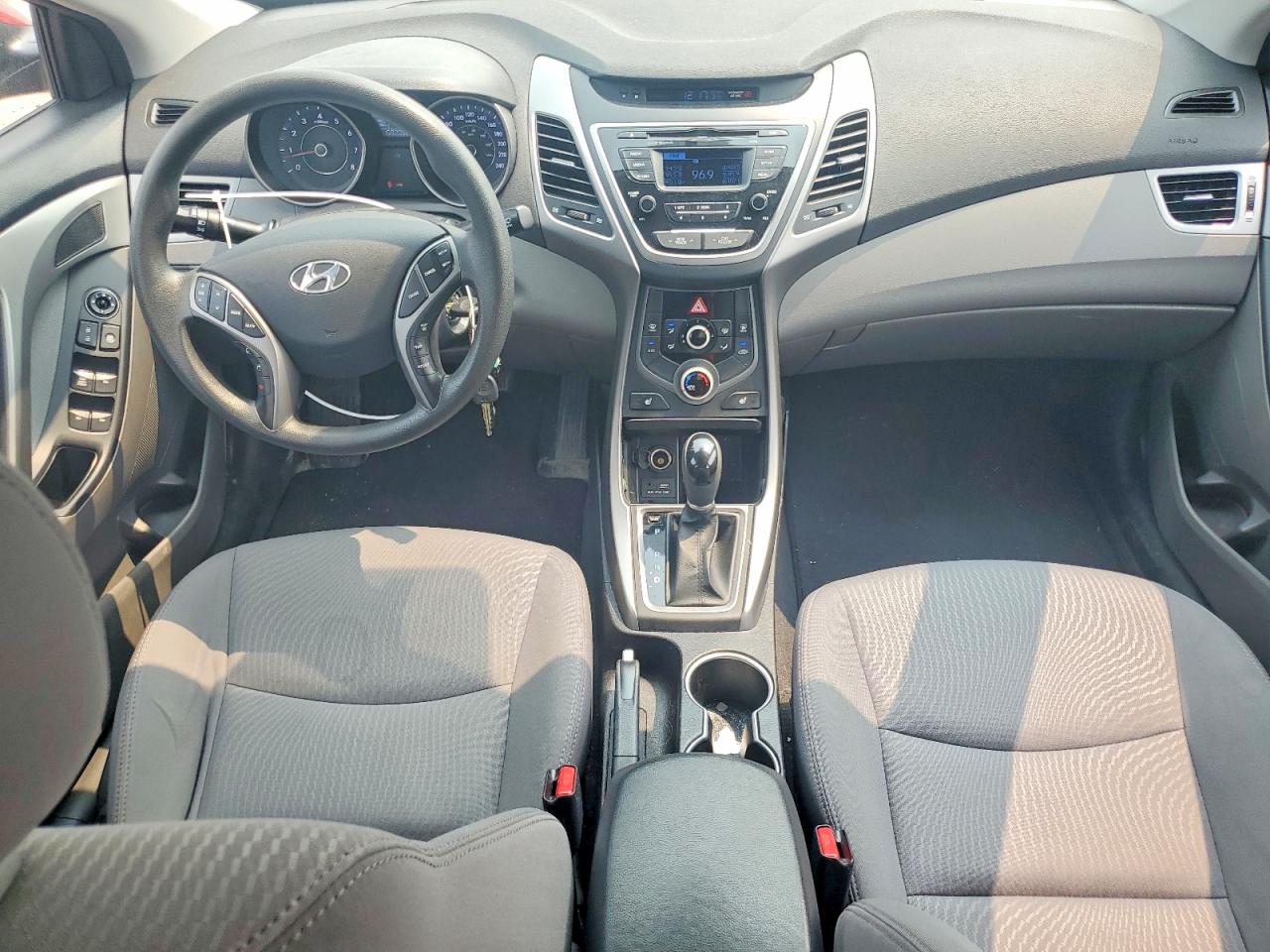 2014 Hyundai Elantra Red vin: 5NPDH4AE1EH465263