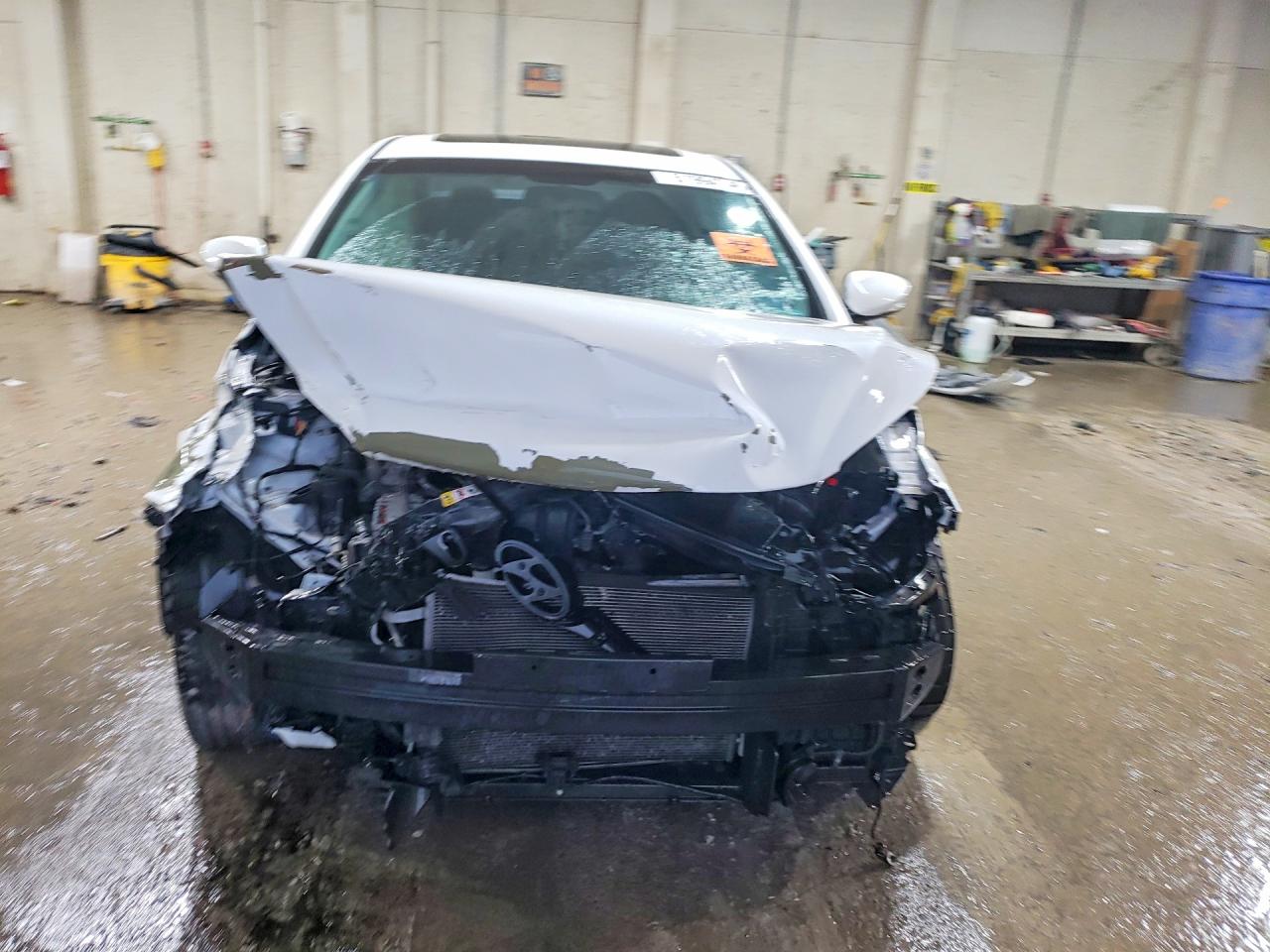 2014 Hyundai Elantra Limited Белый vin: 5NPDH4AE1EH471869