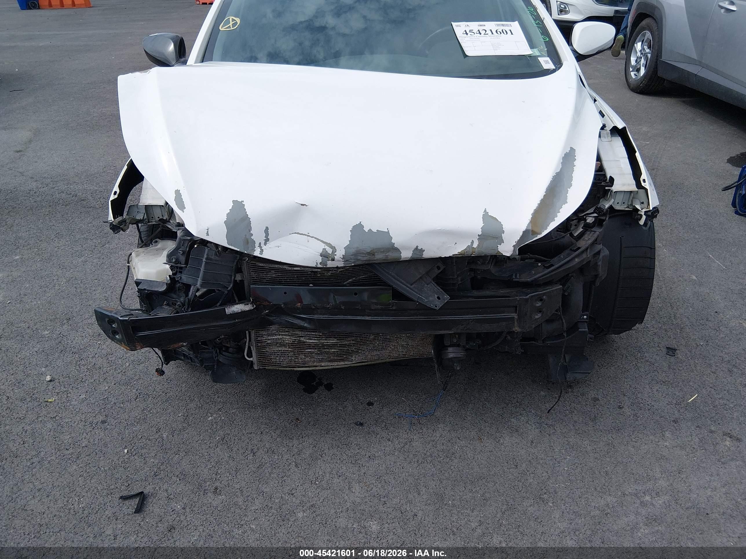 2014 Hyundai Elantra Limited White vin: 5NPDH4AE1EH475551