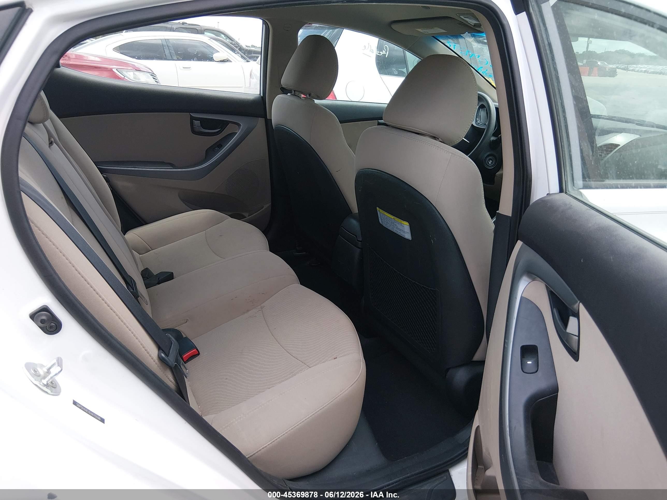 2014 Hyundai Elantra Se White vin: 5NPDH4AE1EH475596