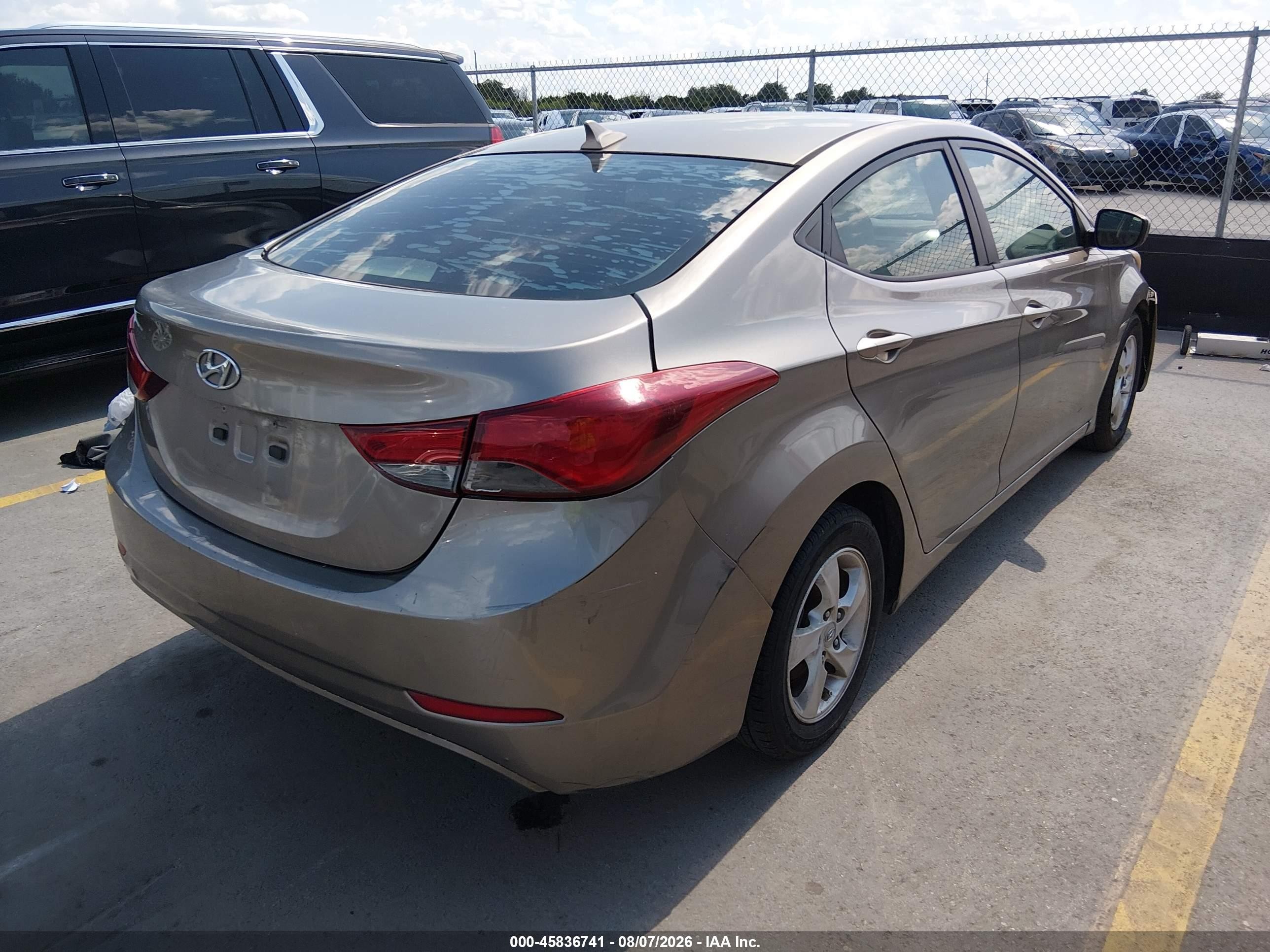 2014 Hyundai Elantra Se Gold vin: 5NPDH4AE1EH477168