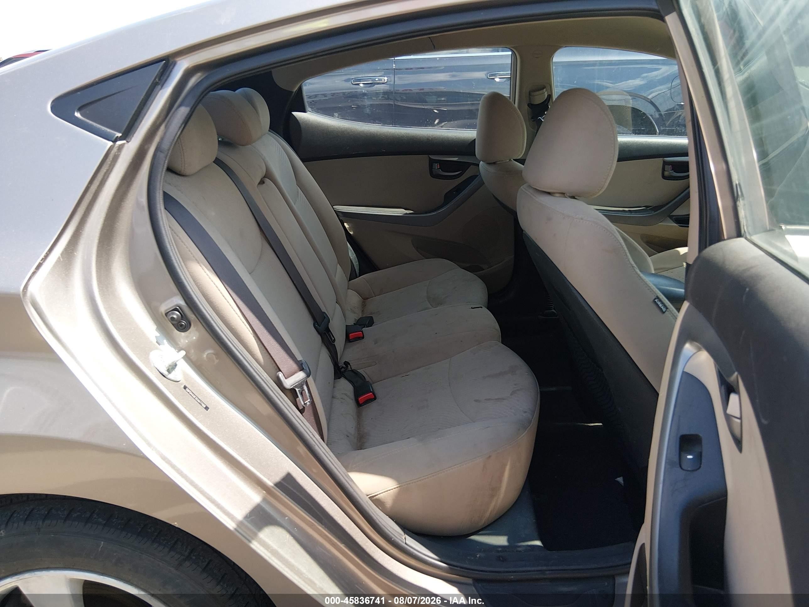 2014 Hyundai Elantra Se Gold vin: 5NPDH4AE1EH477168