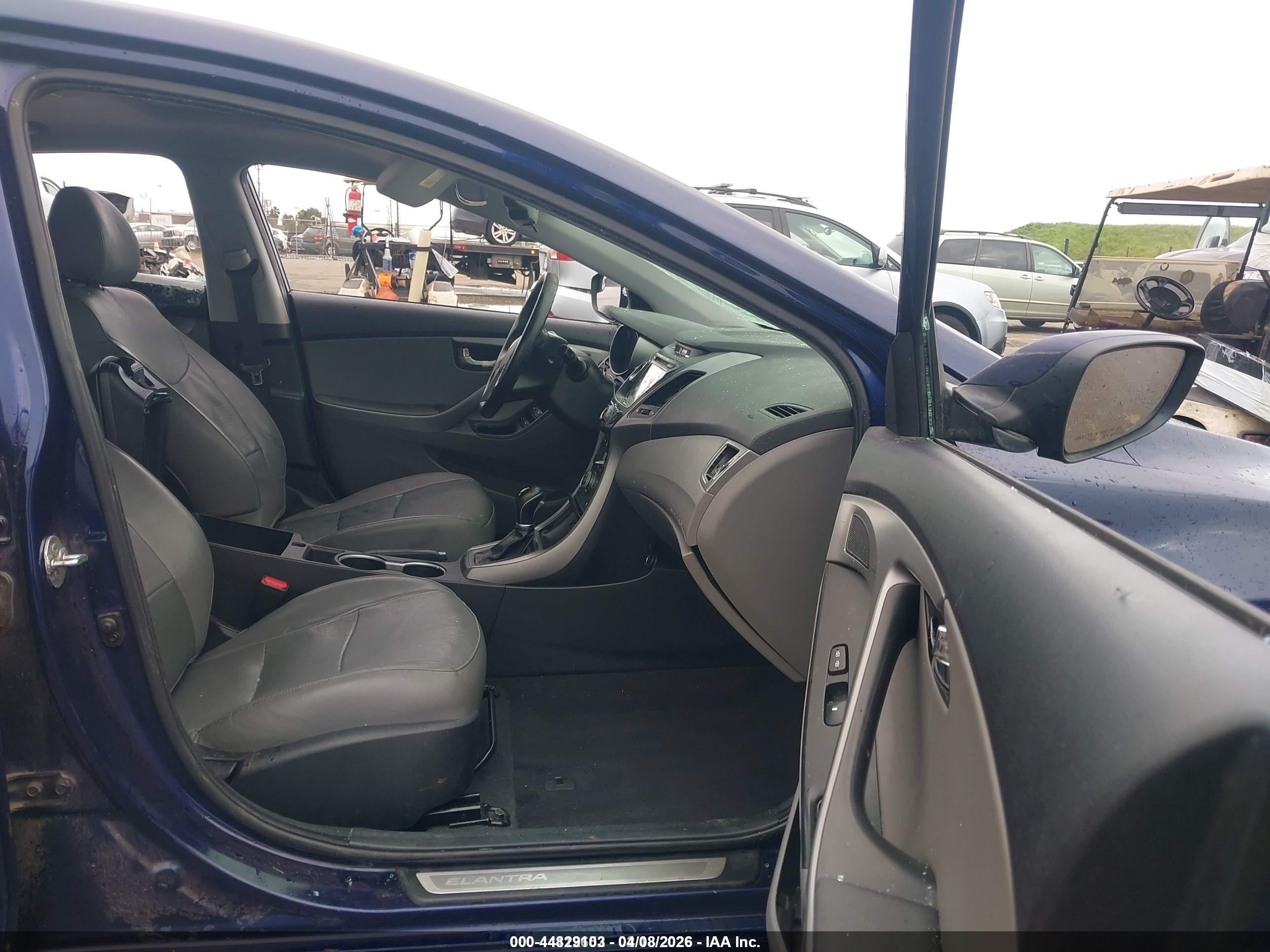 2014 Hyundai Elantra Limited Синий vin: 5NPDH4AE1EH500691