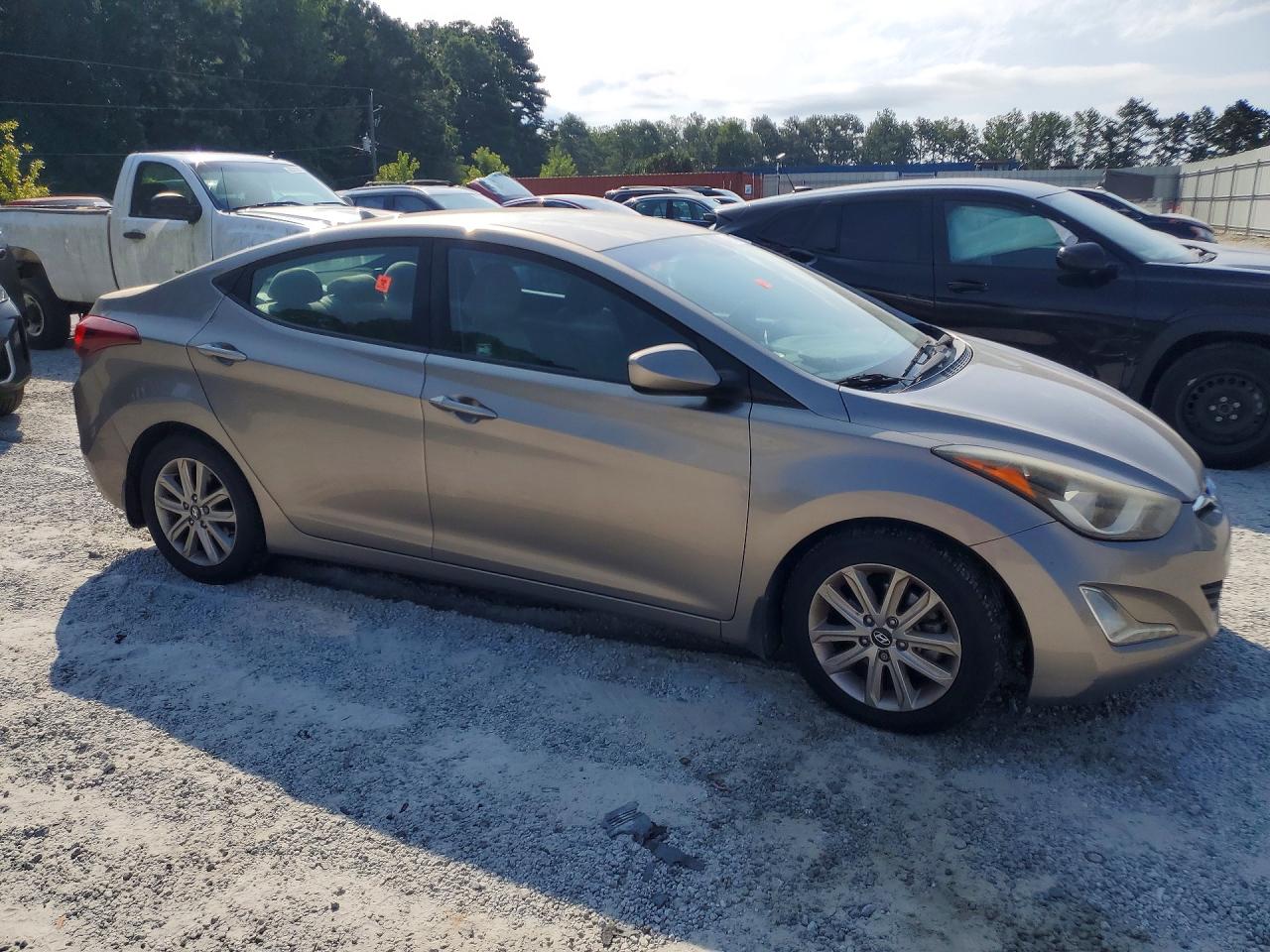 2014 Hyundai Elantra Se Tan vin: 5NPDH4AE1EH501596