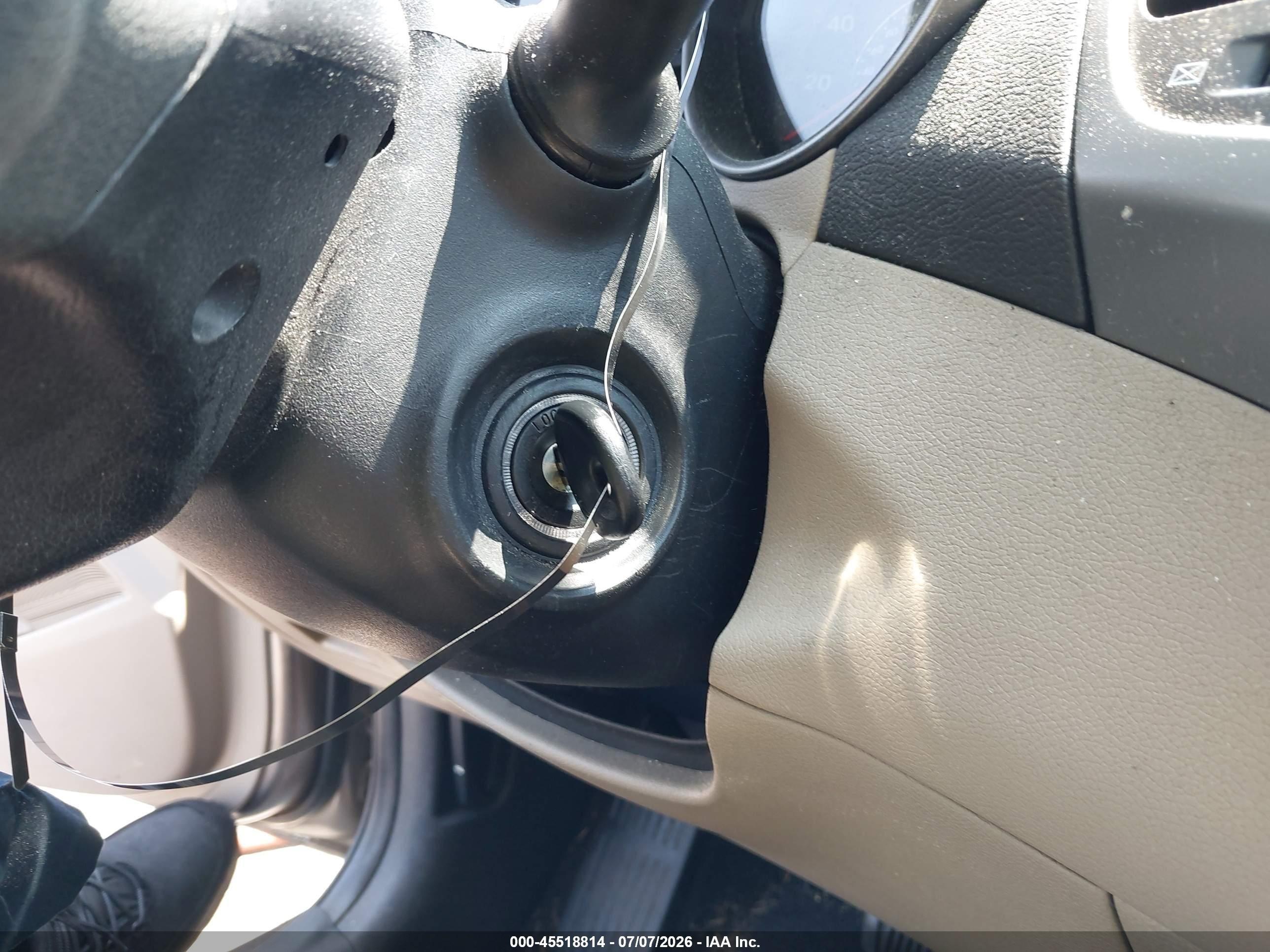 2014 Hyundai Elantra Se Silver vin: 5NPDH4AE1EH501615