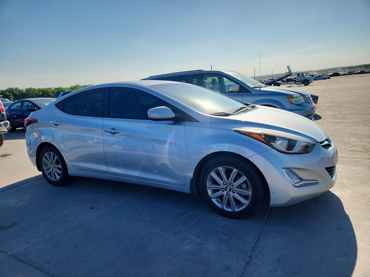 2014 Hyundai Elantra Se Silver vin: 5NPDH4AE1EH505731