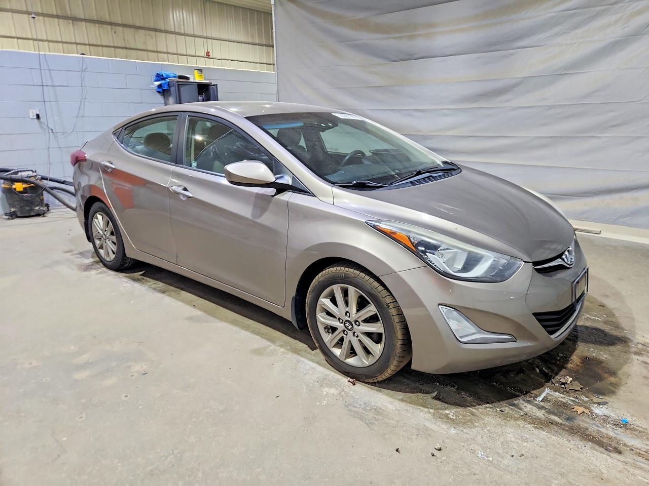 2014 Hyundai Elantra Se Золотой vin: 5NPDH4AE1EH510492