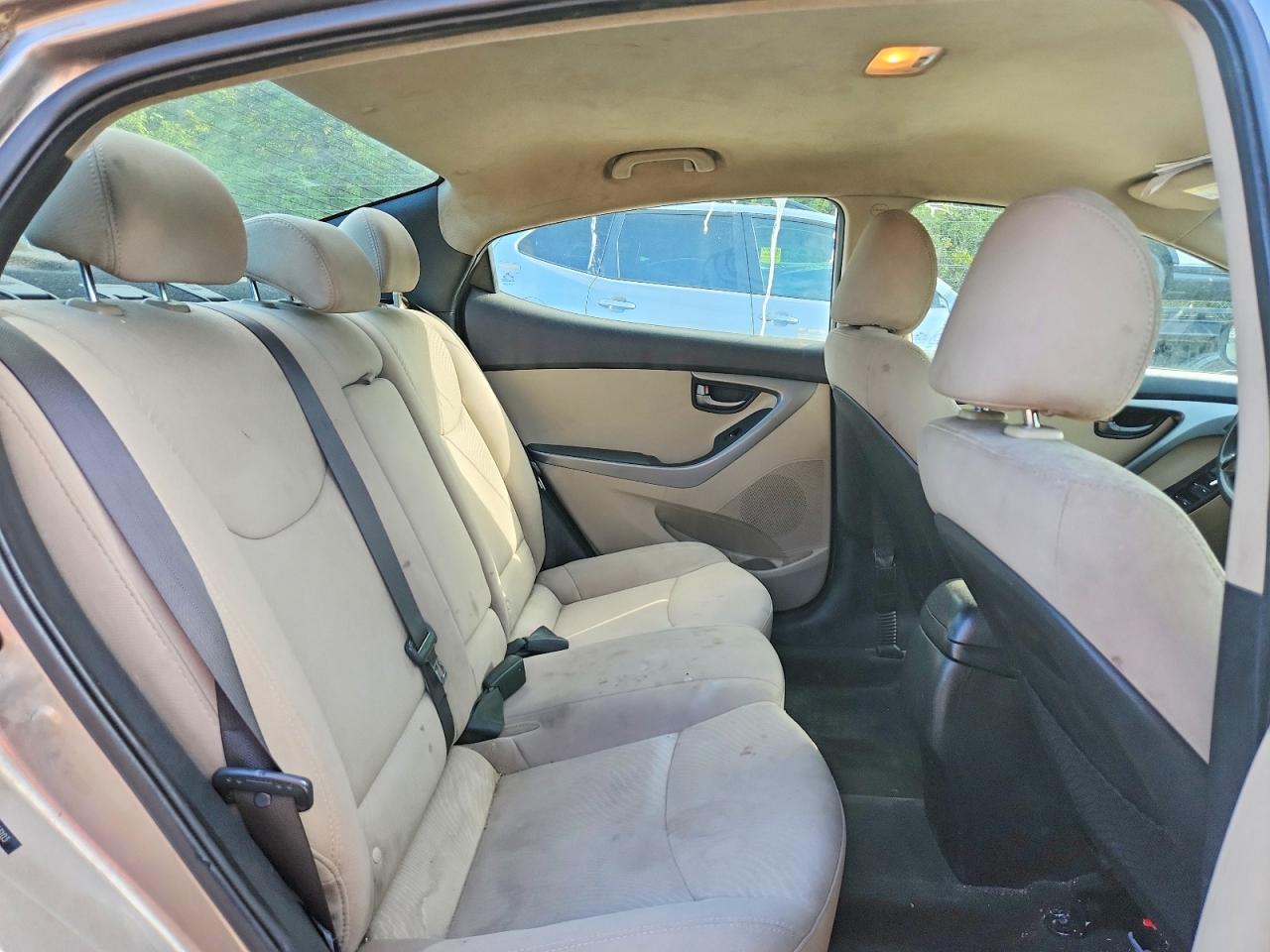 2014 Hyundai Elantra Se Gold vin: 5NPDH4AE1EH513103