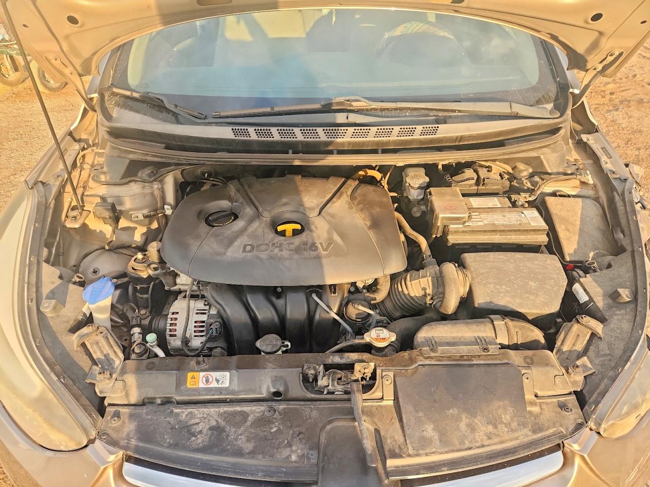 2014 Hyundai Elantra Se Желто-коричневый vin: 5NPDH4AE1EH513988