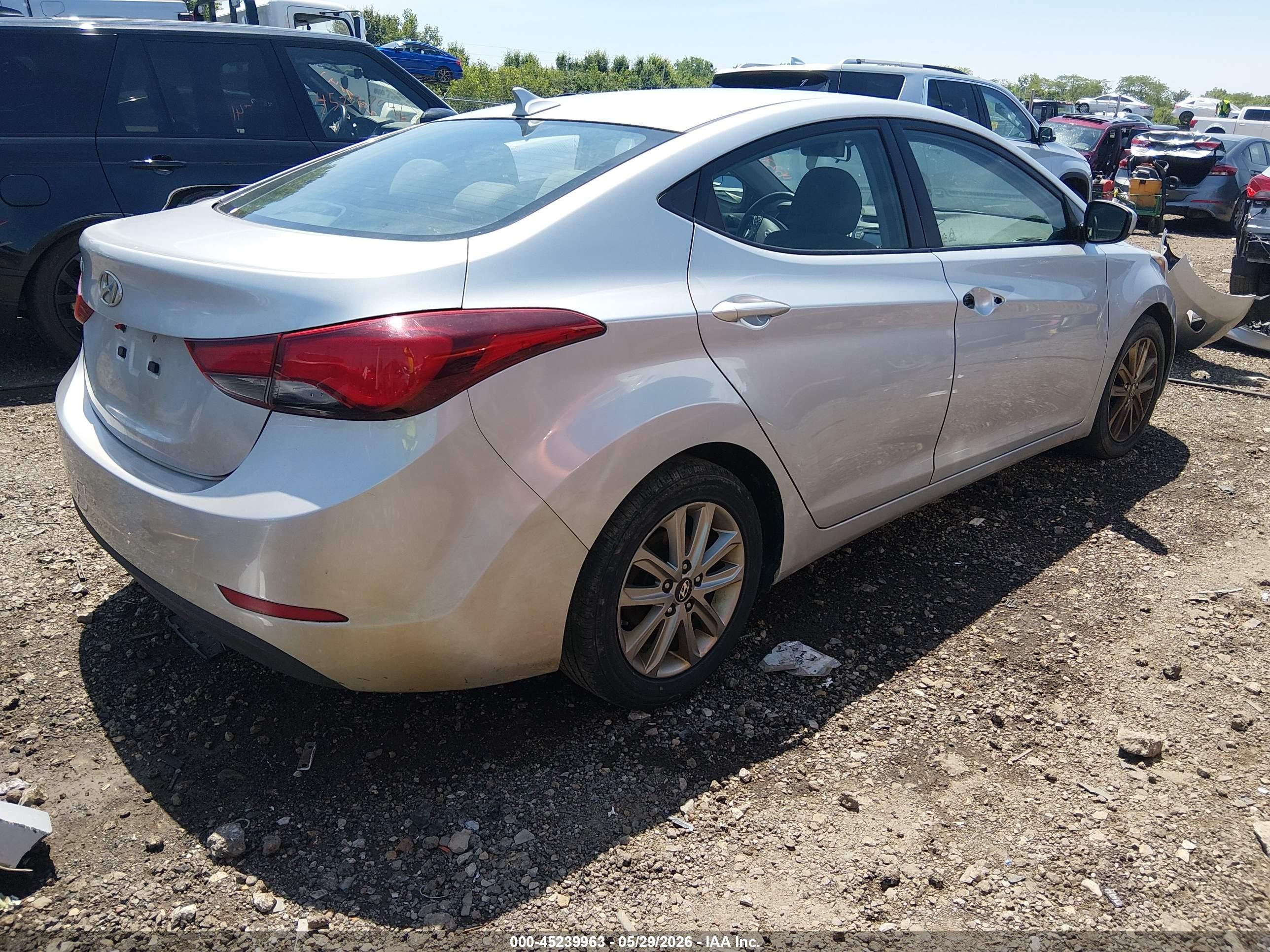 2014 Hyundai Elantra Se Silver vin: 5NPDH4AE1EH515580