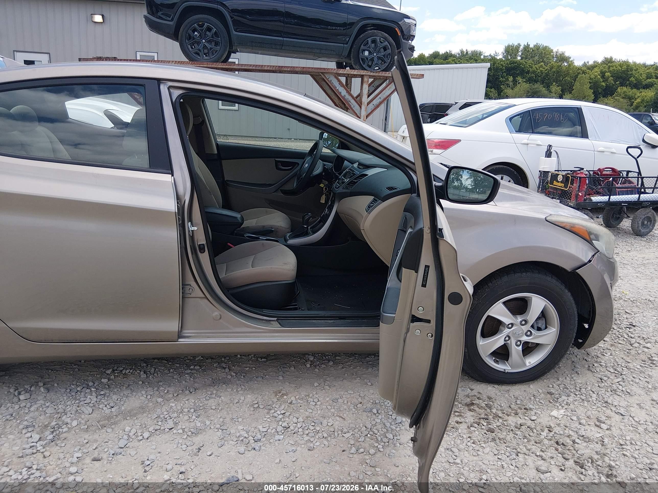 2014 Hyundai Elantra Se Бежевый vin: 5NPDH4AE1EH517328