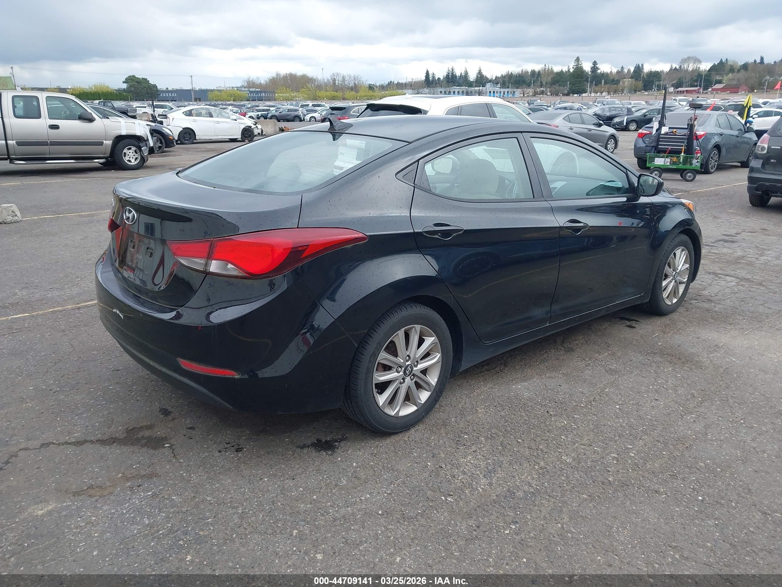 2014 Hyundai Elantra Se Черный vin: 5NPDH4AE1EH532167