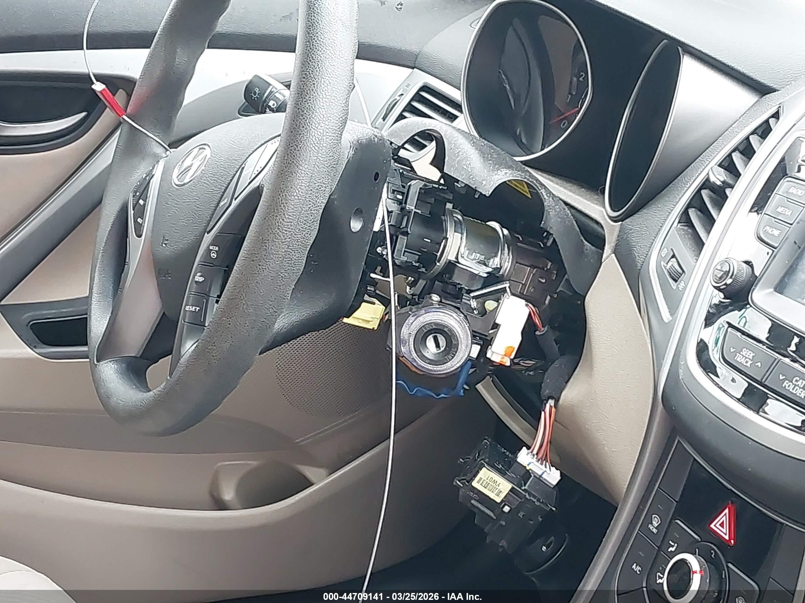 2014 Hyundai Elantra Se Черный vin: 5NPDH4AE1EH532167
