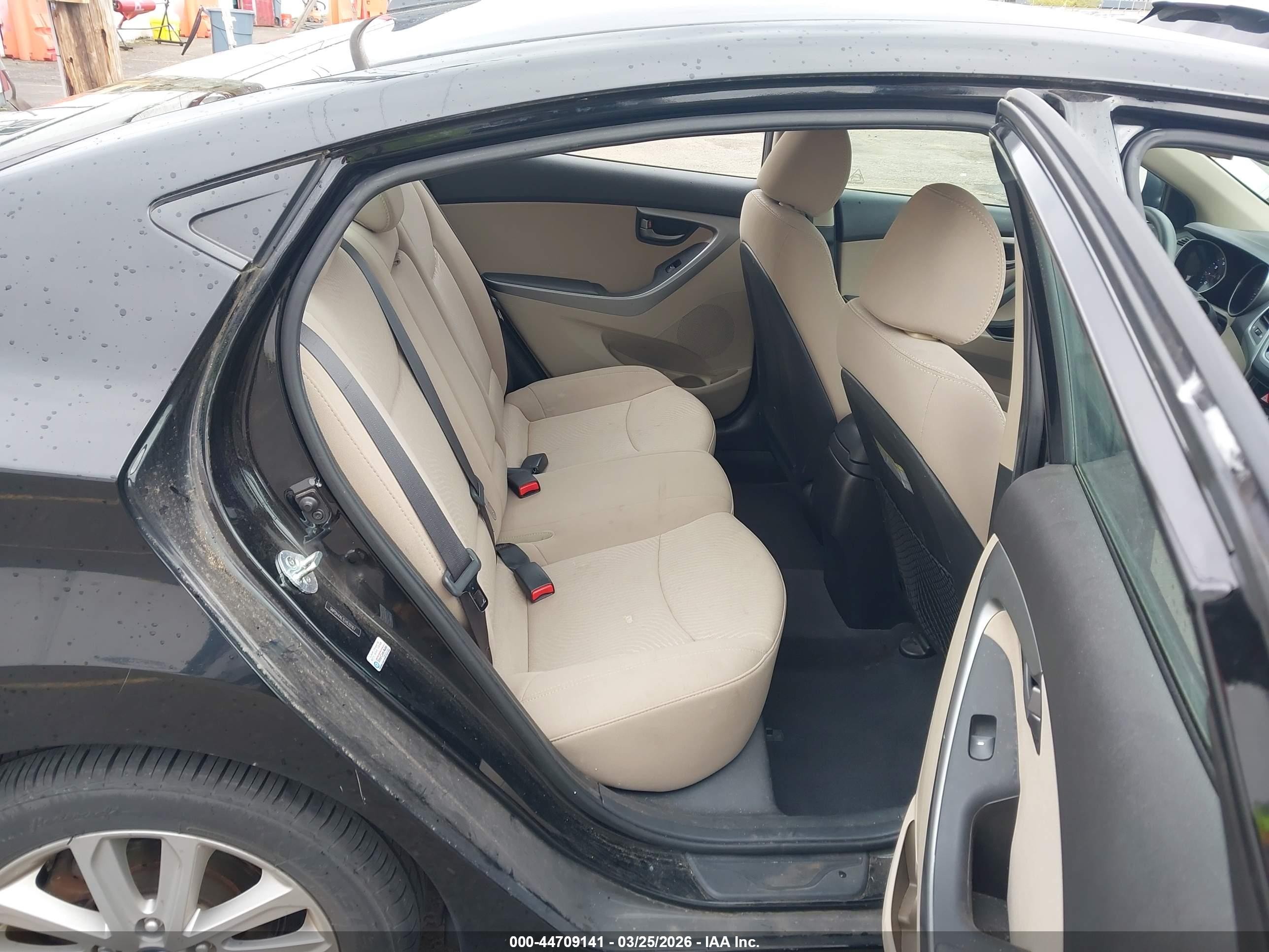 2014 Hyundai Elantra Se Черный vin: 5NPDH4AE1EH532167