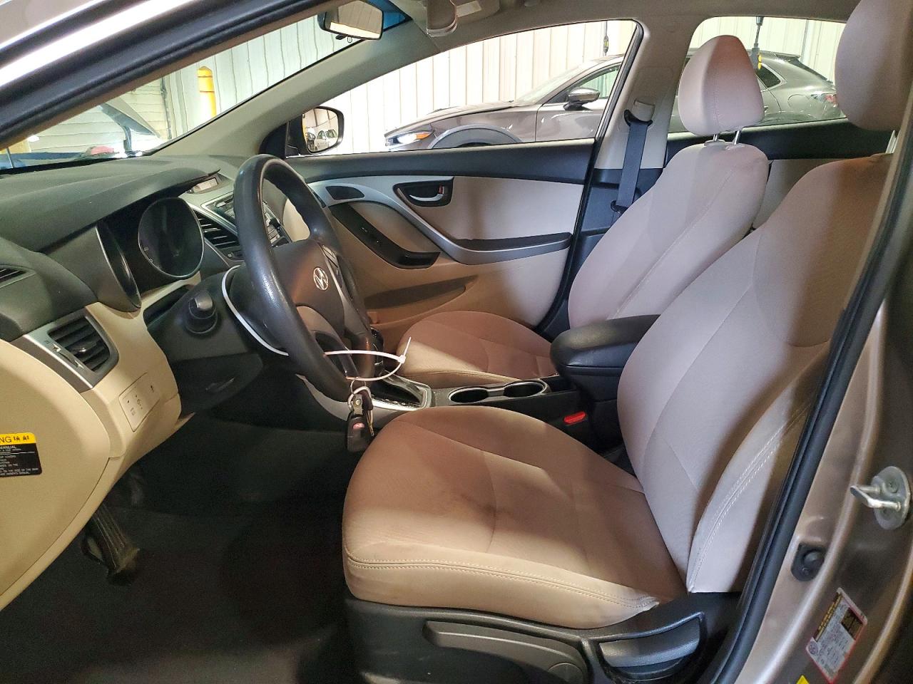 2014 Hyundai Elantra Se Коричневый vin: 5NPDH4AE1EH537532