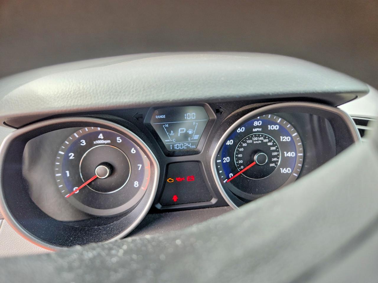 2014 Hyundai Elantra Se Красный vin: 5NPDH4AE1EH541354