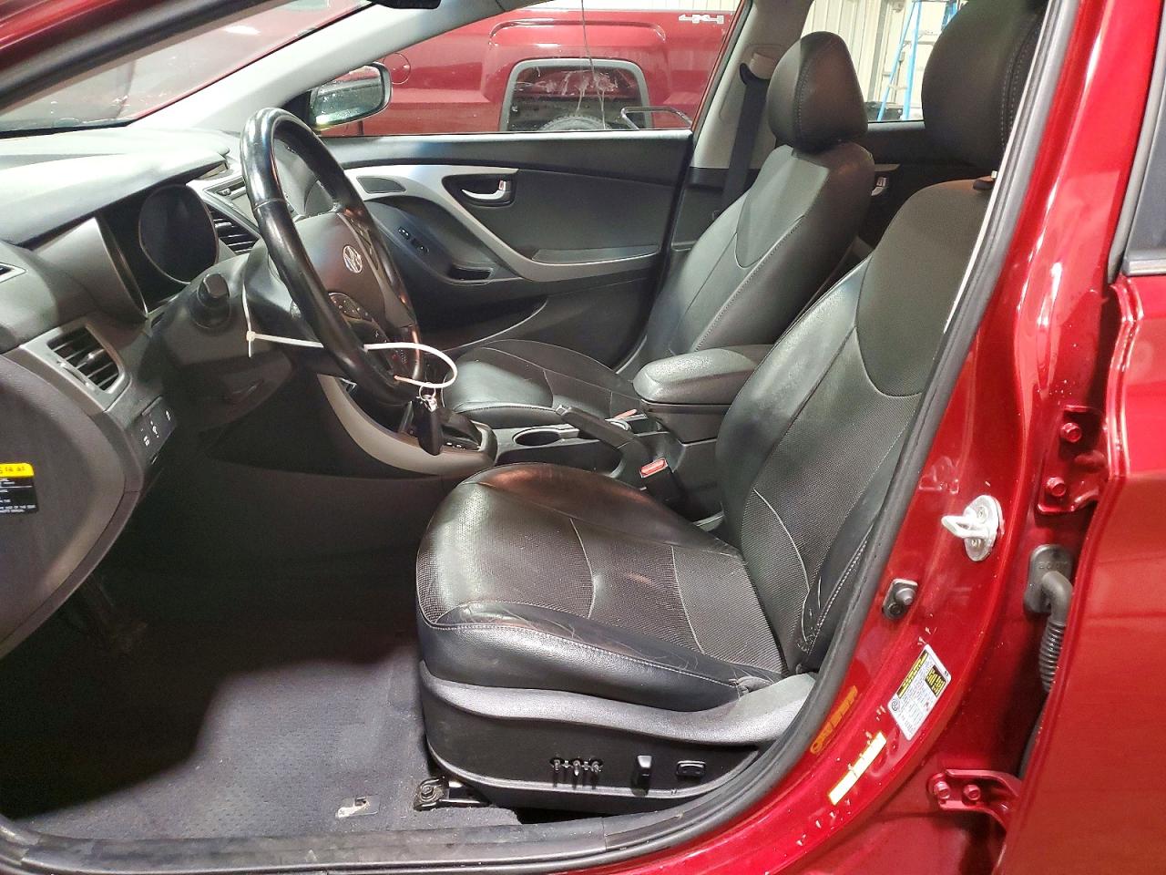 2015 Hyundai Elantra Limited Red vin: 5NPDH4AE1FH551576