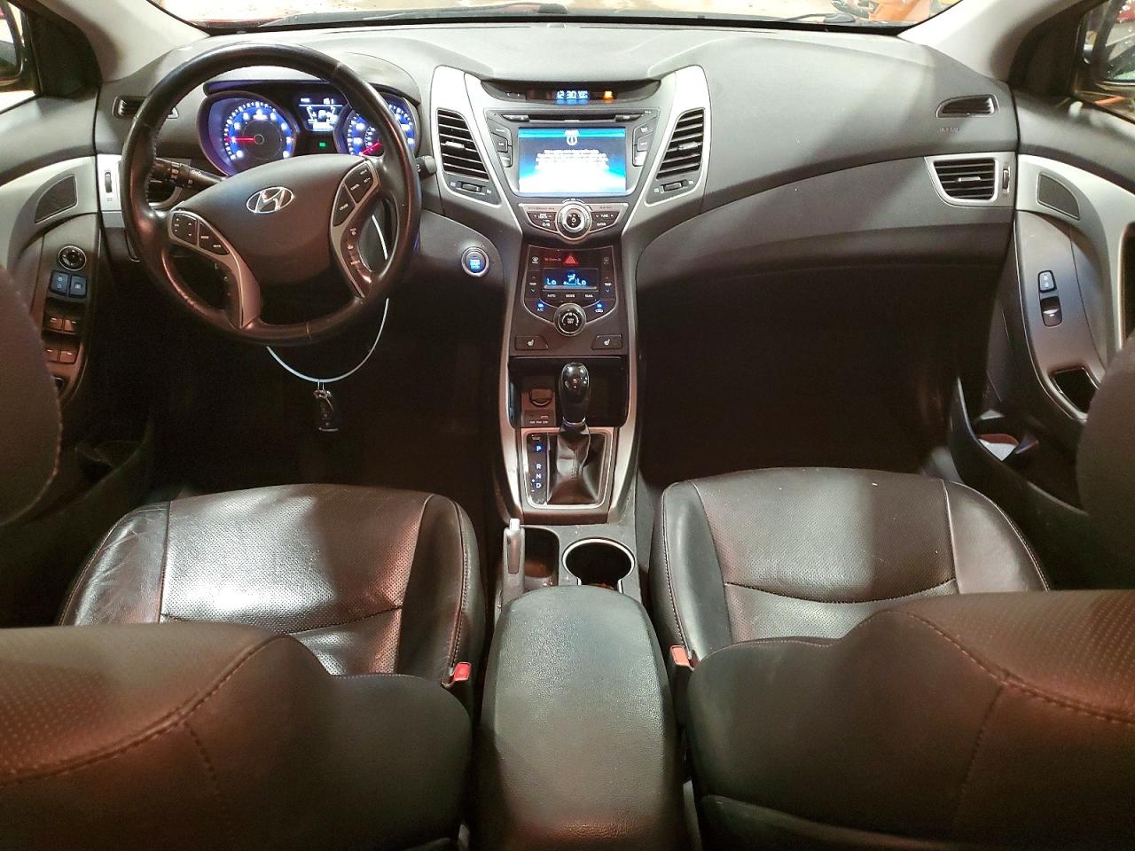 2015 Hyundai Elantra Limited Red vin: 5NPDH4AE1FH551576
