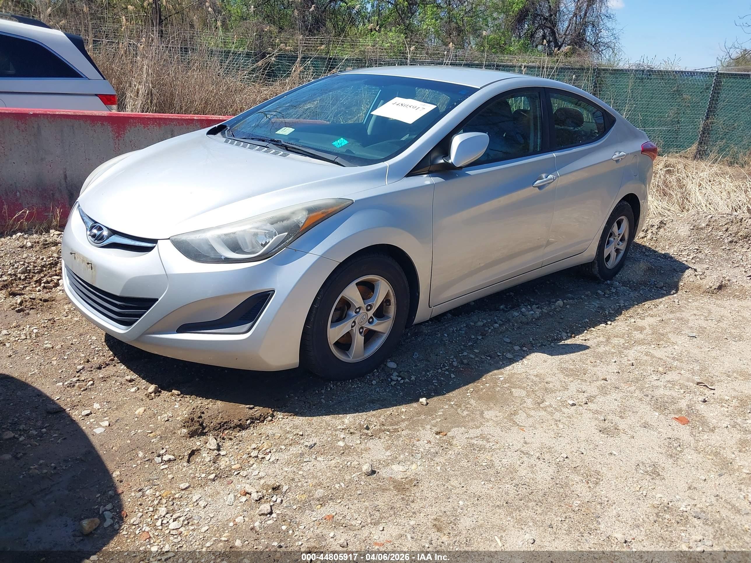 2015 Hyundai Elantra Se Silver vin: 5NPDH4AE1FH559113