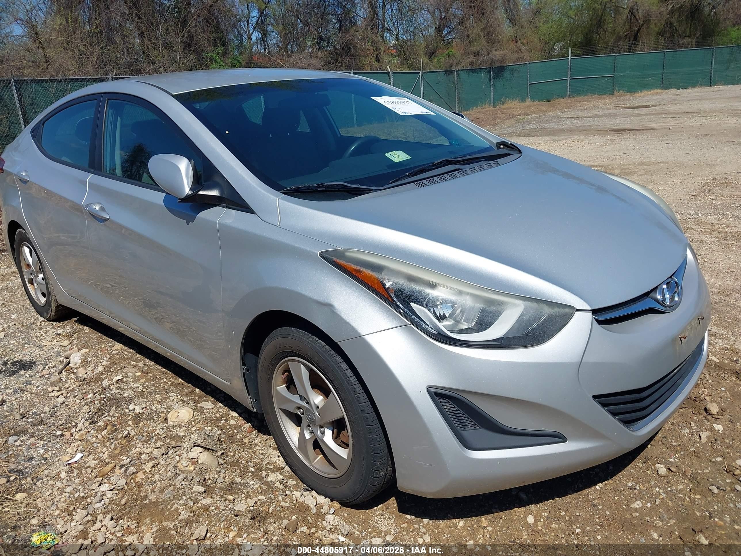 2015 Hyundai Elantra Se Silver vin: 5NPDH4AE1FH559113