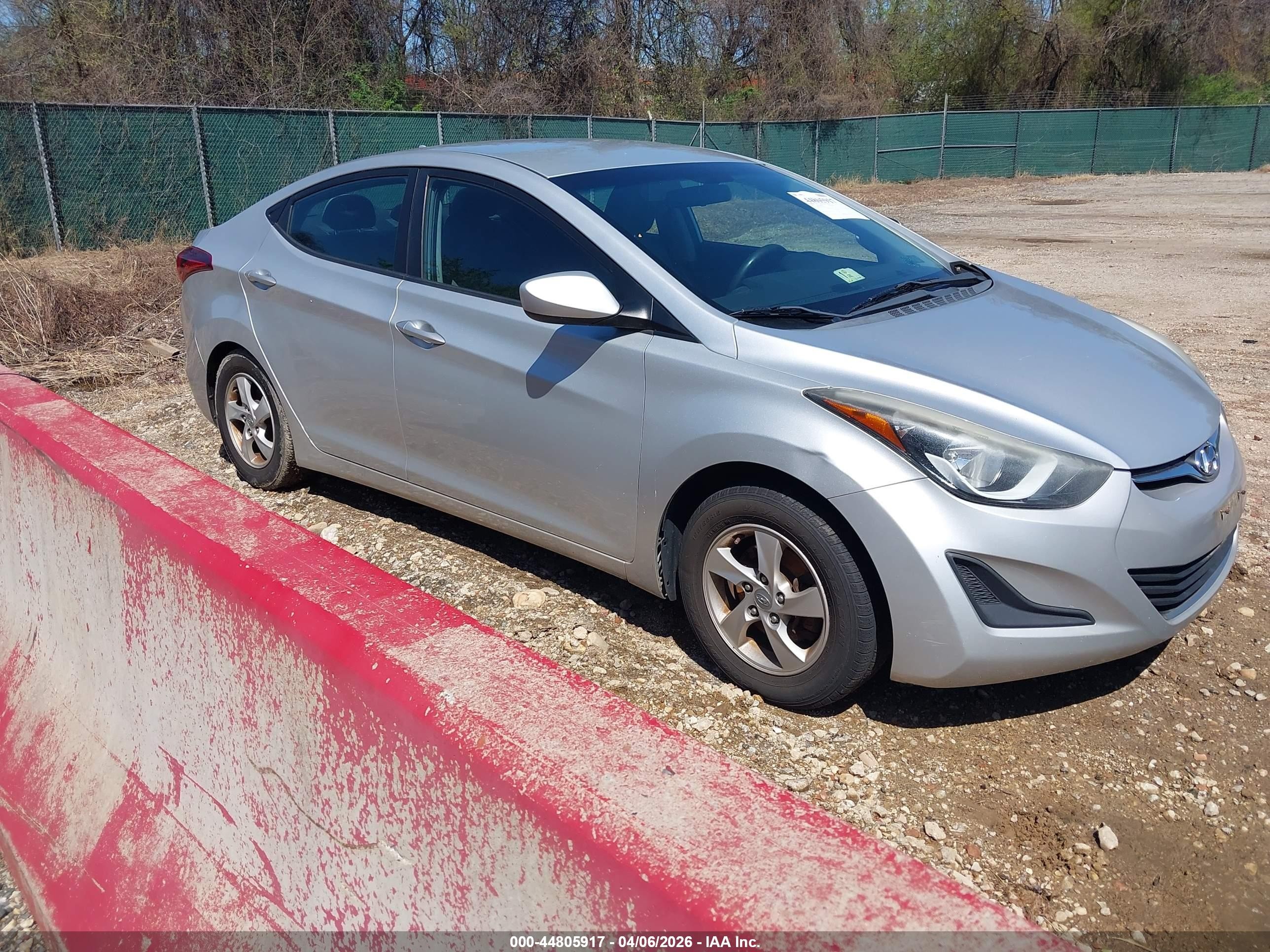 2015 Hyundai Elantra Se Silver vin: 5NPDH4AE1FH559113