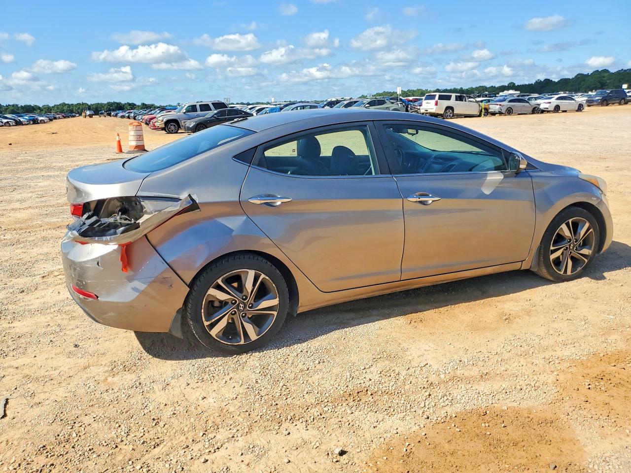 2015 Hyundai Elantra Limited Gold vin: 5NPDH4AE1FH563243