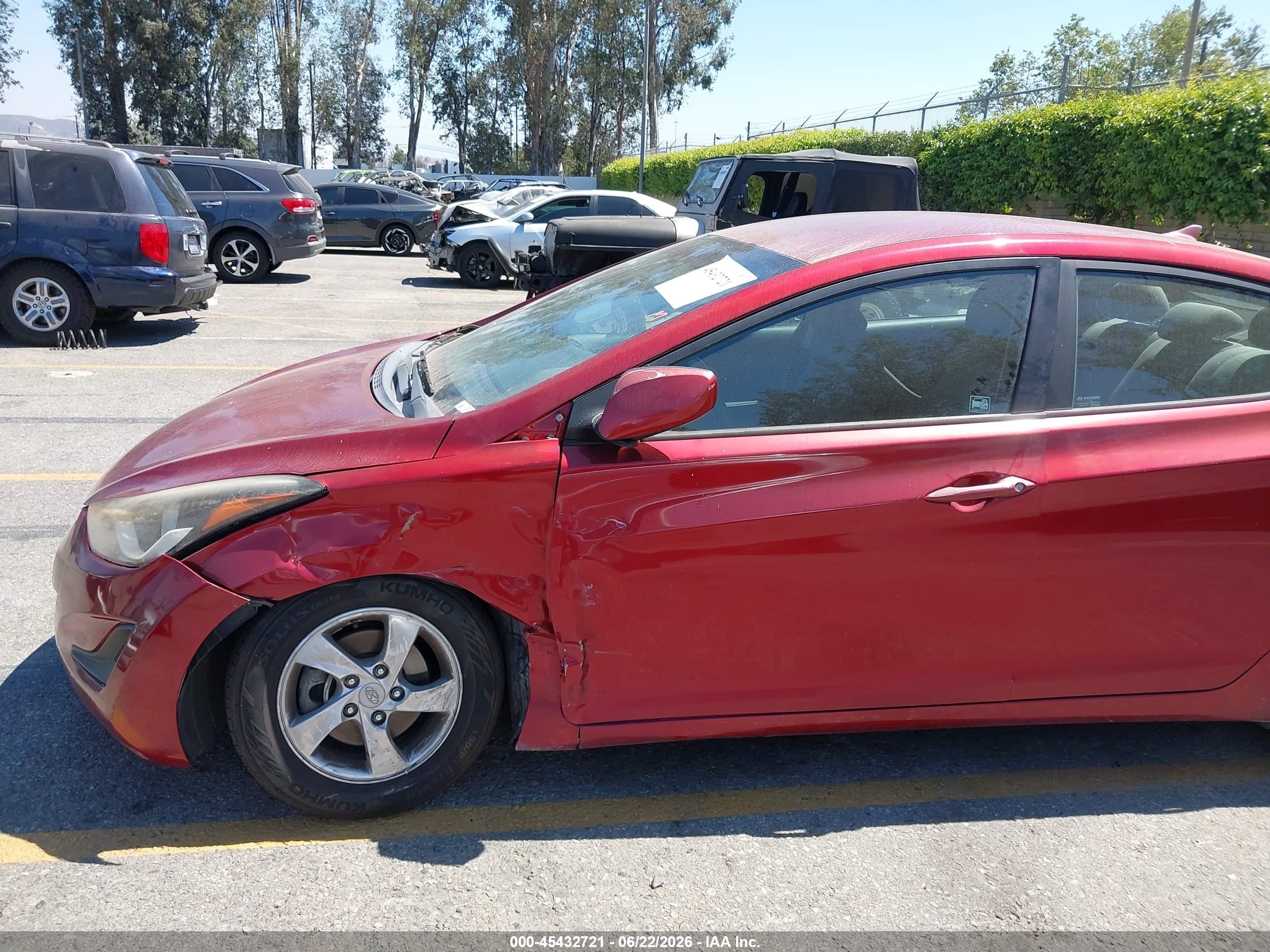 2015 Hyundai Elantra Se Красный vin: 5NPDH4AE1FH568958