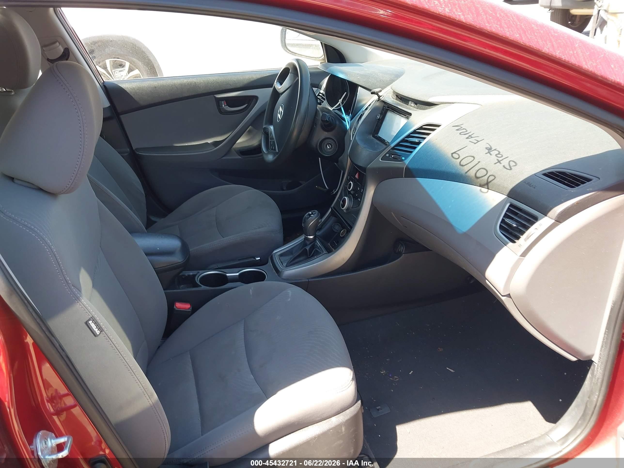 2015 Hyundai Elantra Se Красный vin: 5NPDH4AE1FH568958