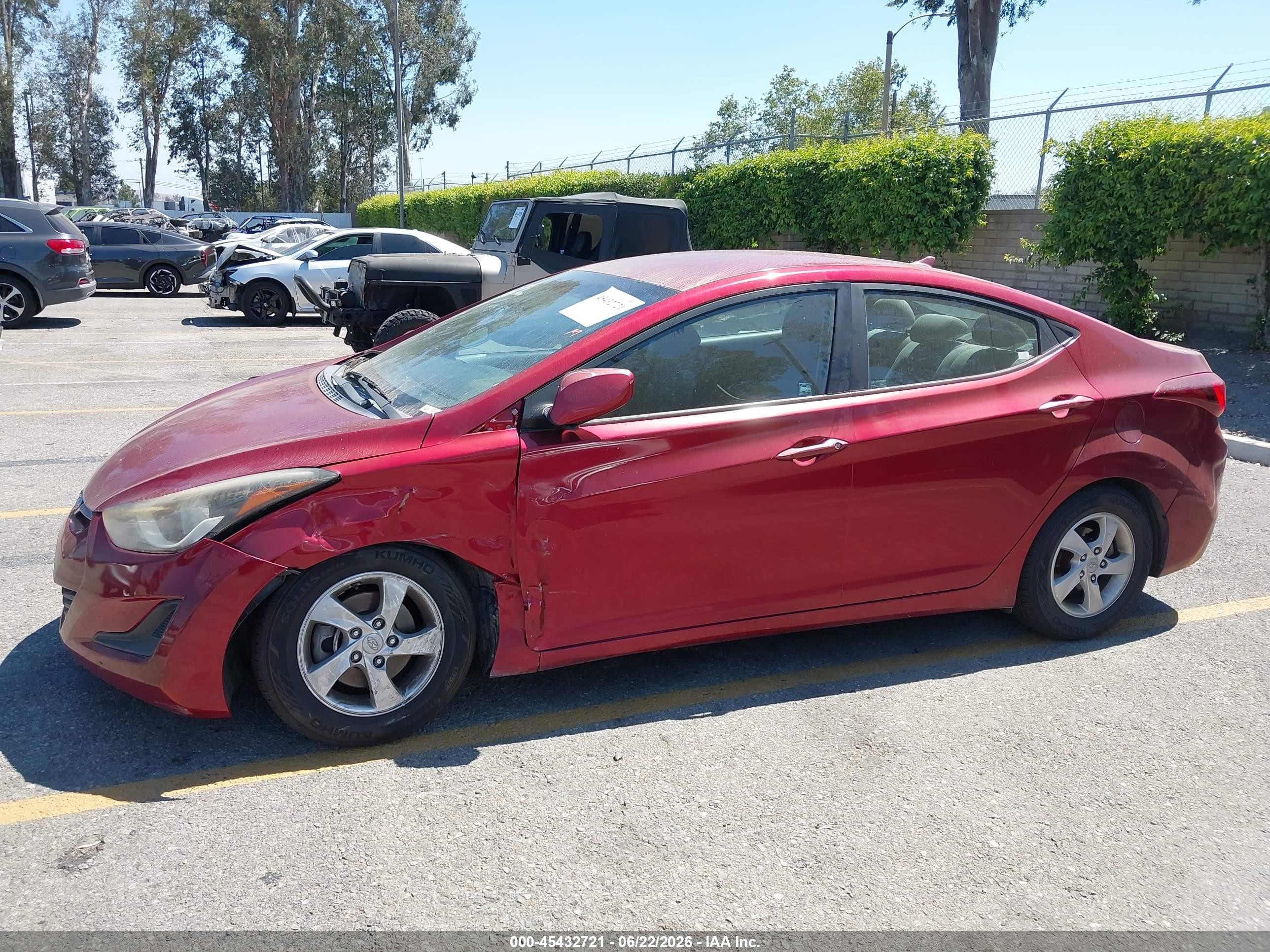 2015 Hyundai Elantra Se Красный vin: 5NPDH4AE1FH568958