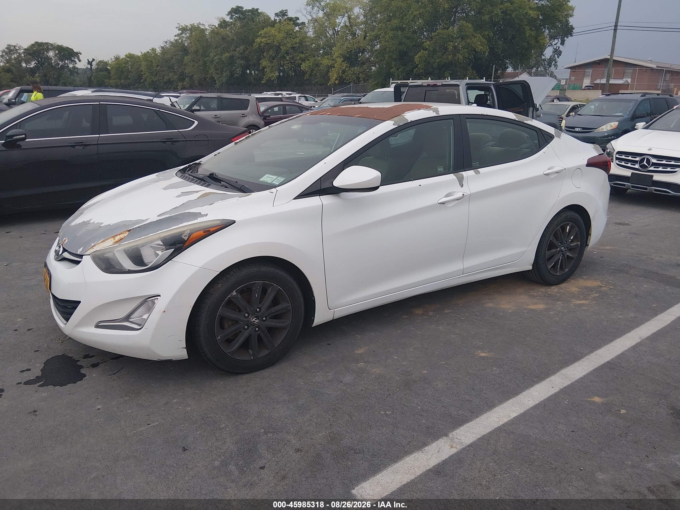 2015 Hyundai Elantra Se White vin: 5NPDH4AE1FH571889